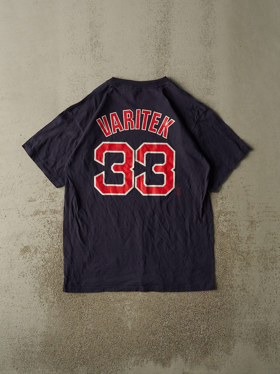Vintage Y2K Navy Blue Boston Red Sox #33 Jason Varitek Player Tee (XL/XXL)