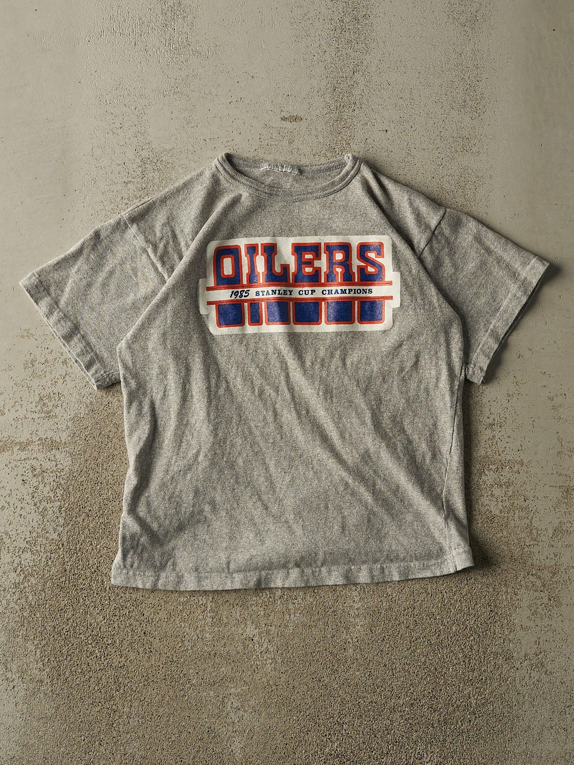 Vintage 85' Grey Edmonton Oilers Stanley Cup Champions Tee (S/M)