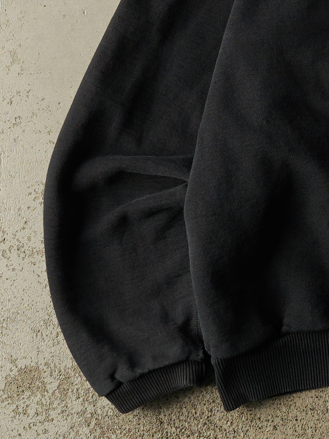 Vintage 90s Faded Black Wind River Embroidered Crewneck (L/XL)