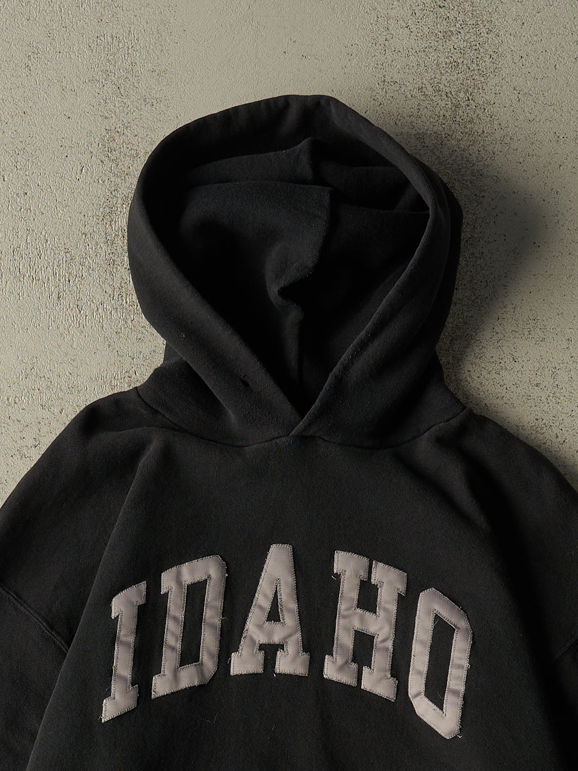 Vintage 90s Black Russell Athletic University of Idaho  Hoodie (XL)