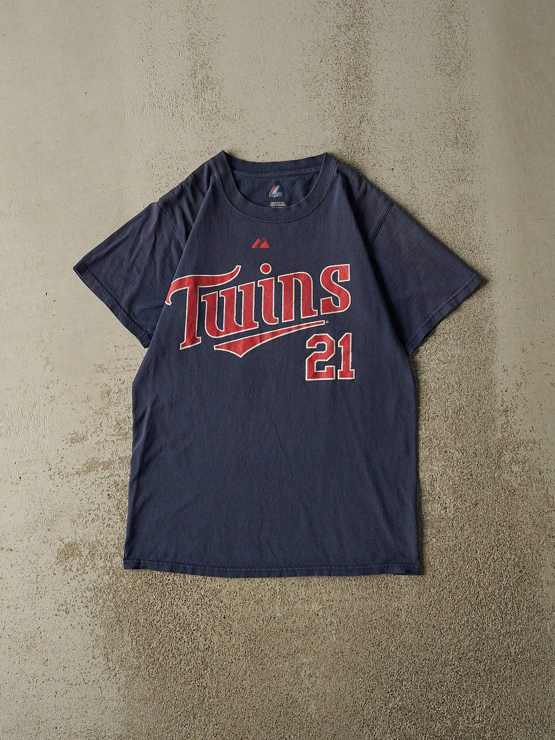 Vintage 08' Navy Blue Minnesota Twins #21 Young Tee (S/M)