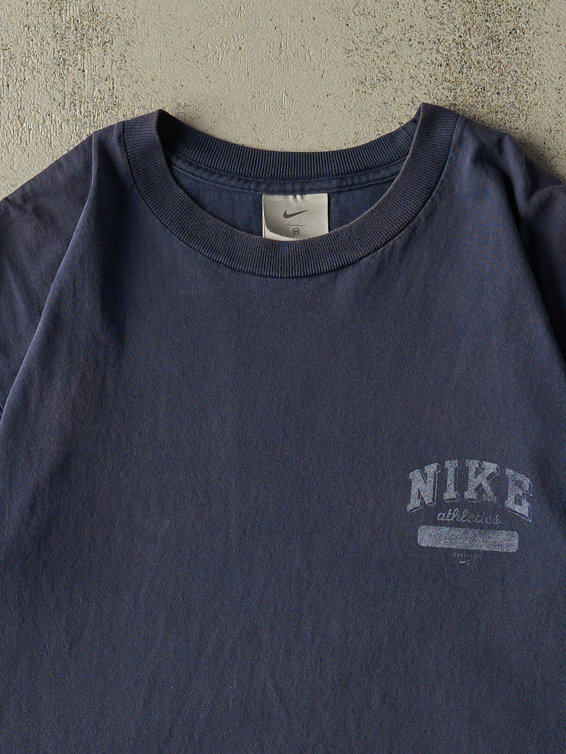 Vintage Y2K Navy Blue Nike Tee (L/XL)