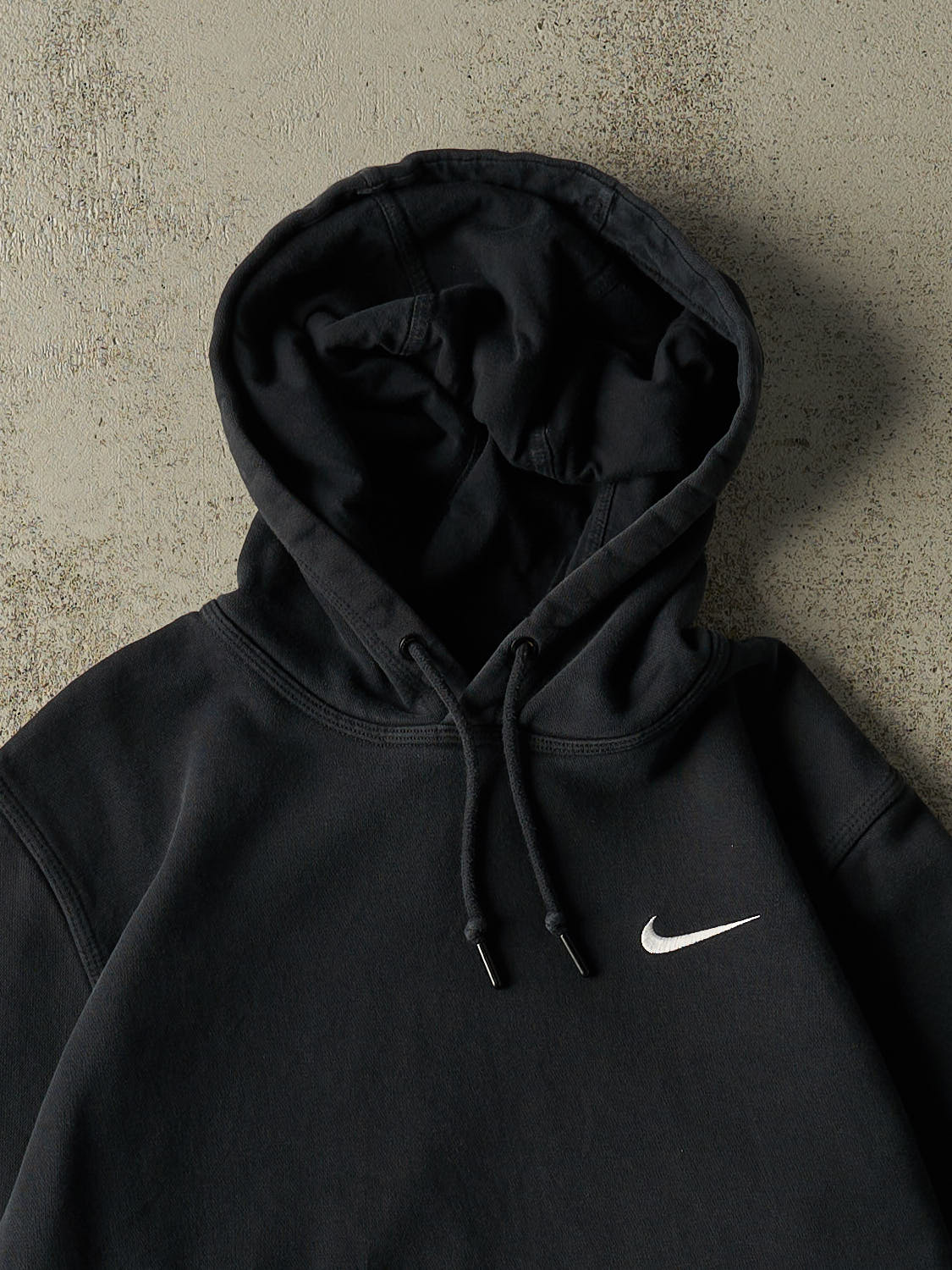 Vintage Y2K Black Nike Embroidered Hoodie (S/M)