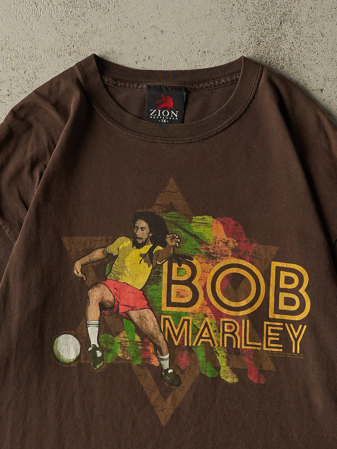 Vintage 05' Brown Bob Marley  Tee (XL)