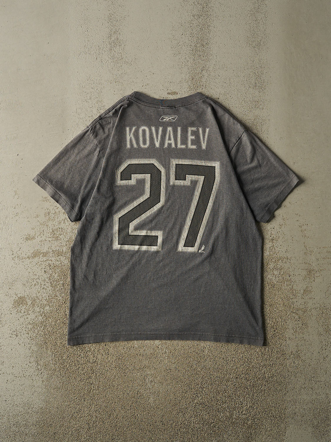 Vintage Y2K Faded Grey Montreal Canadiens #27 Kovalev Tee (L)