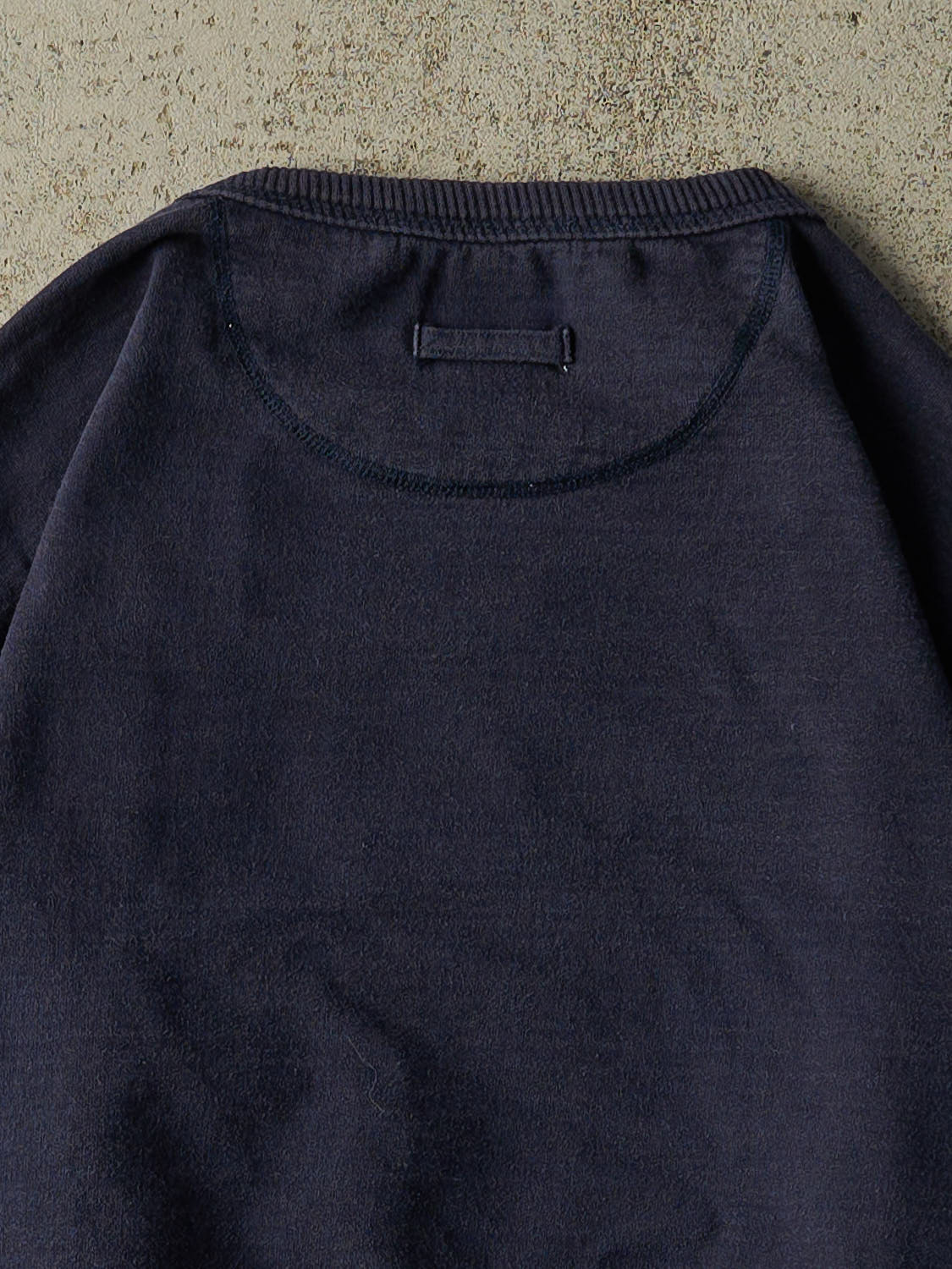 Vintage 90s Navy Blue Lakewoods Bay Embroidered Crewneck (XL)