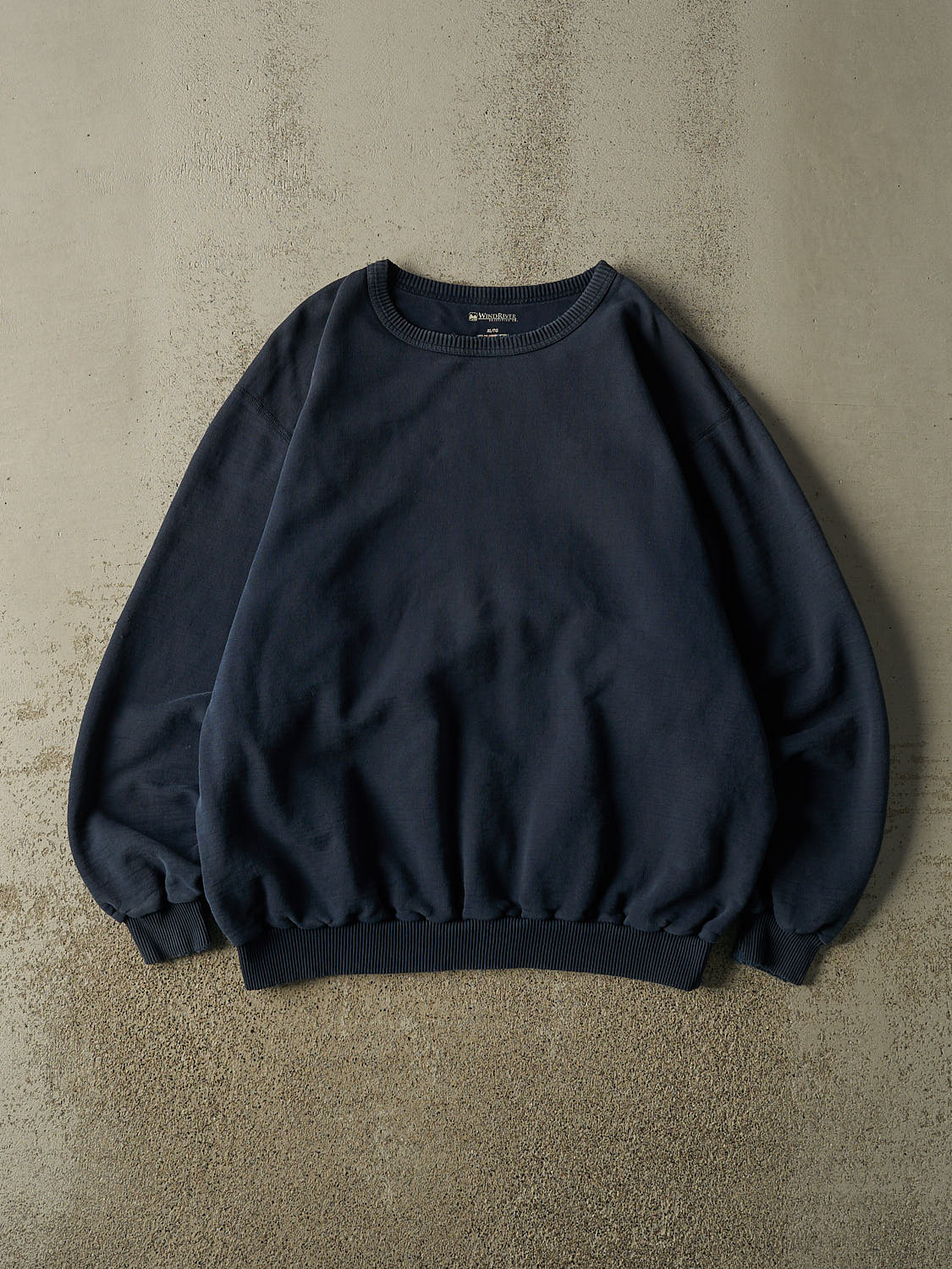 Vintage Y2K Navy Blue Wind River  Crewneck (XL/XXL)