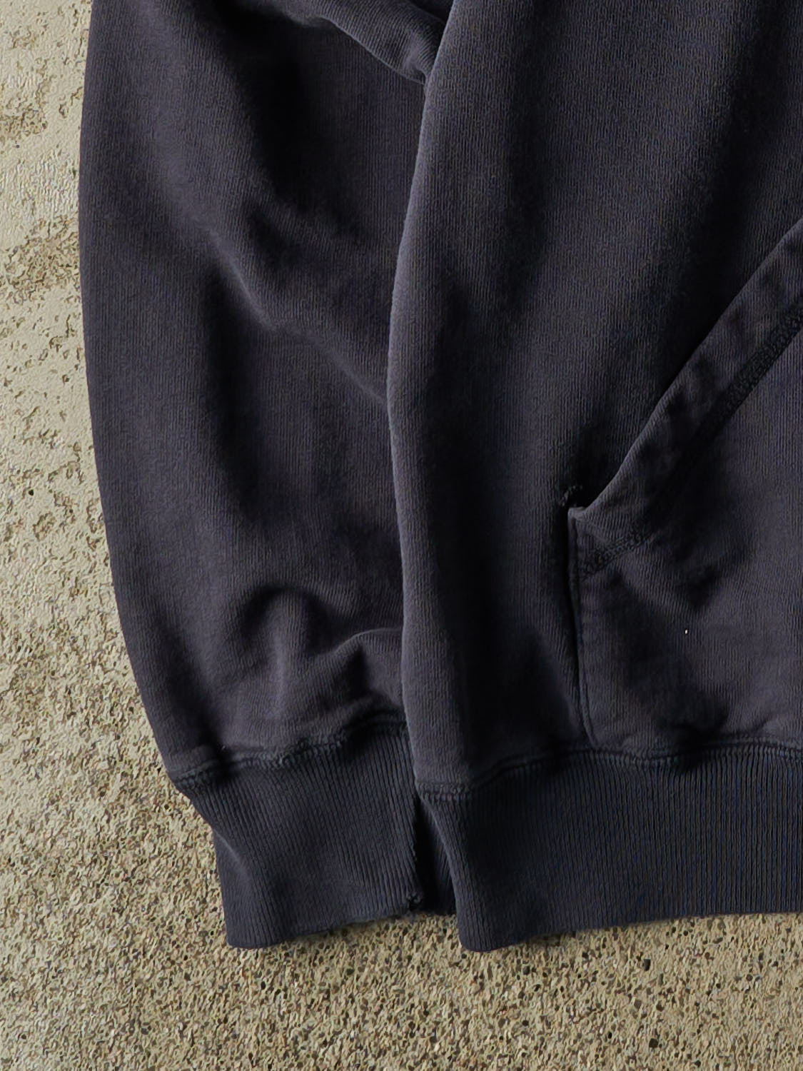 Vintage Y2K Navy Blue University of Guelph Hoodie (XL)