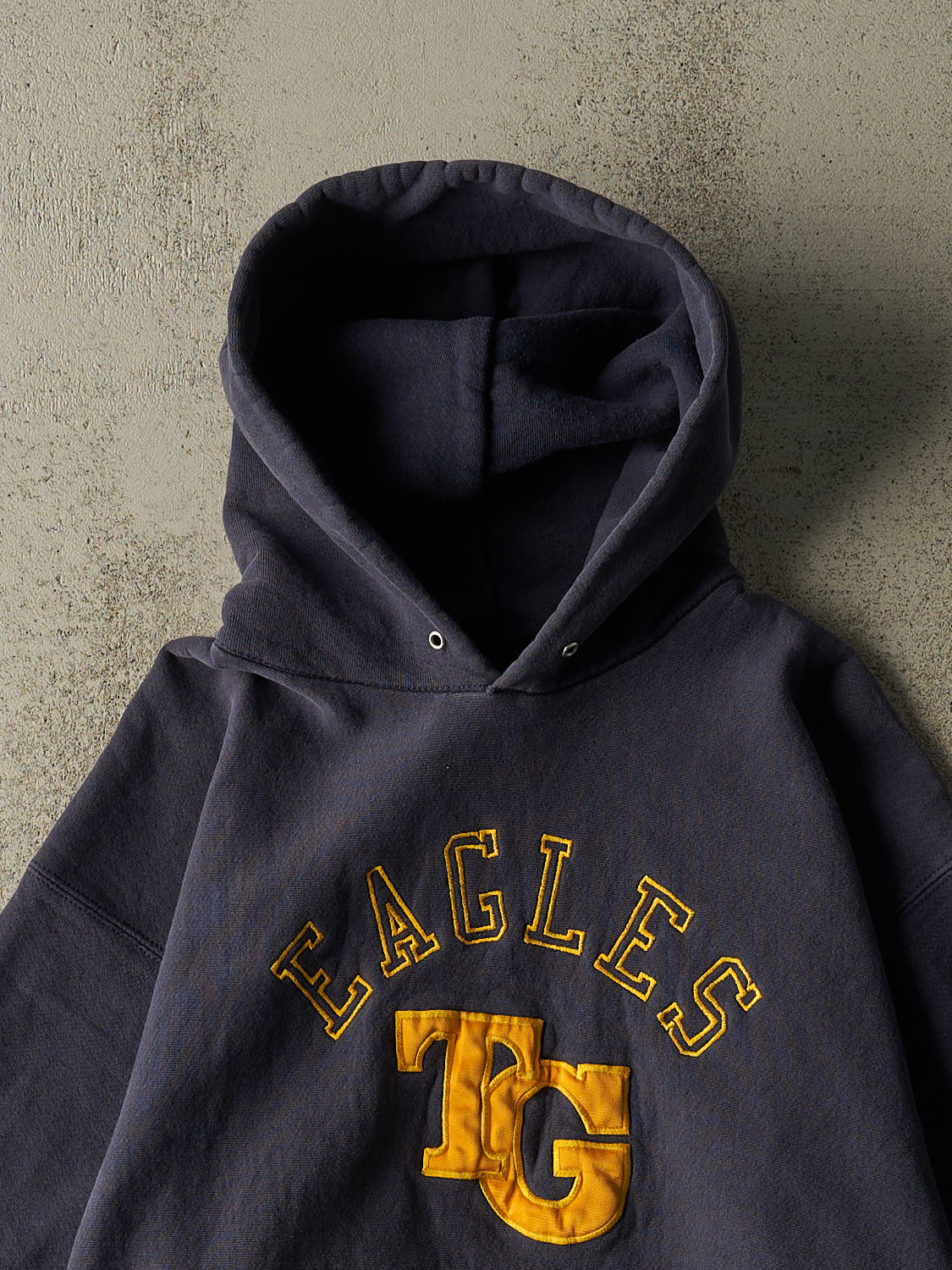 Vintage 90s Navy Blue TG Eagles Embroidered Hoodie (L )