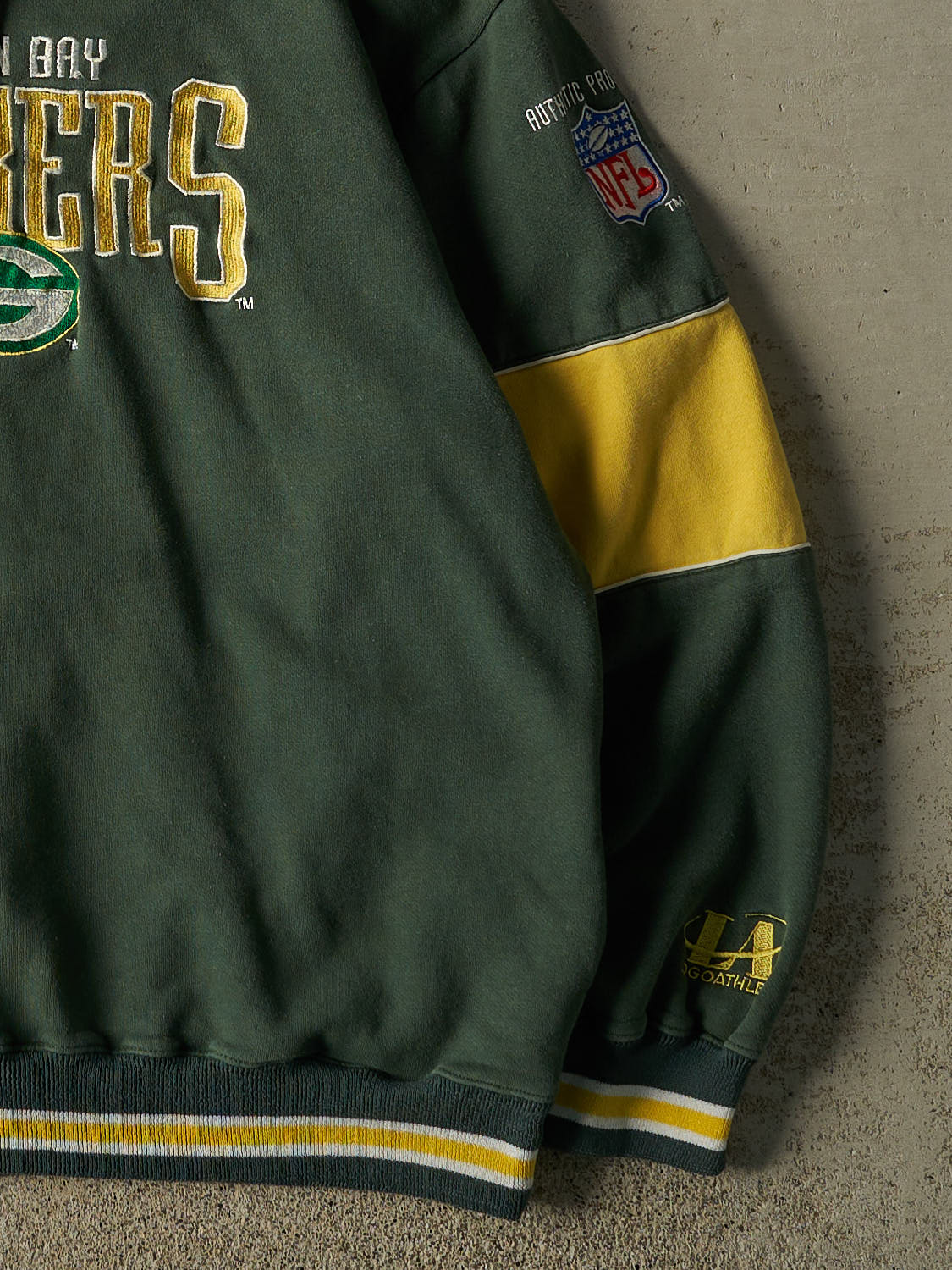 Vintage 90s Green Green Bay Packers Embroidered Hoodie (L/XL)