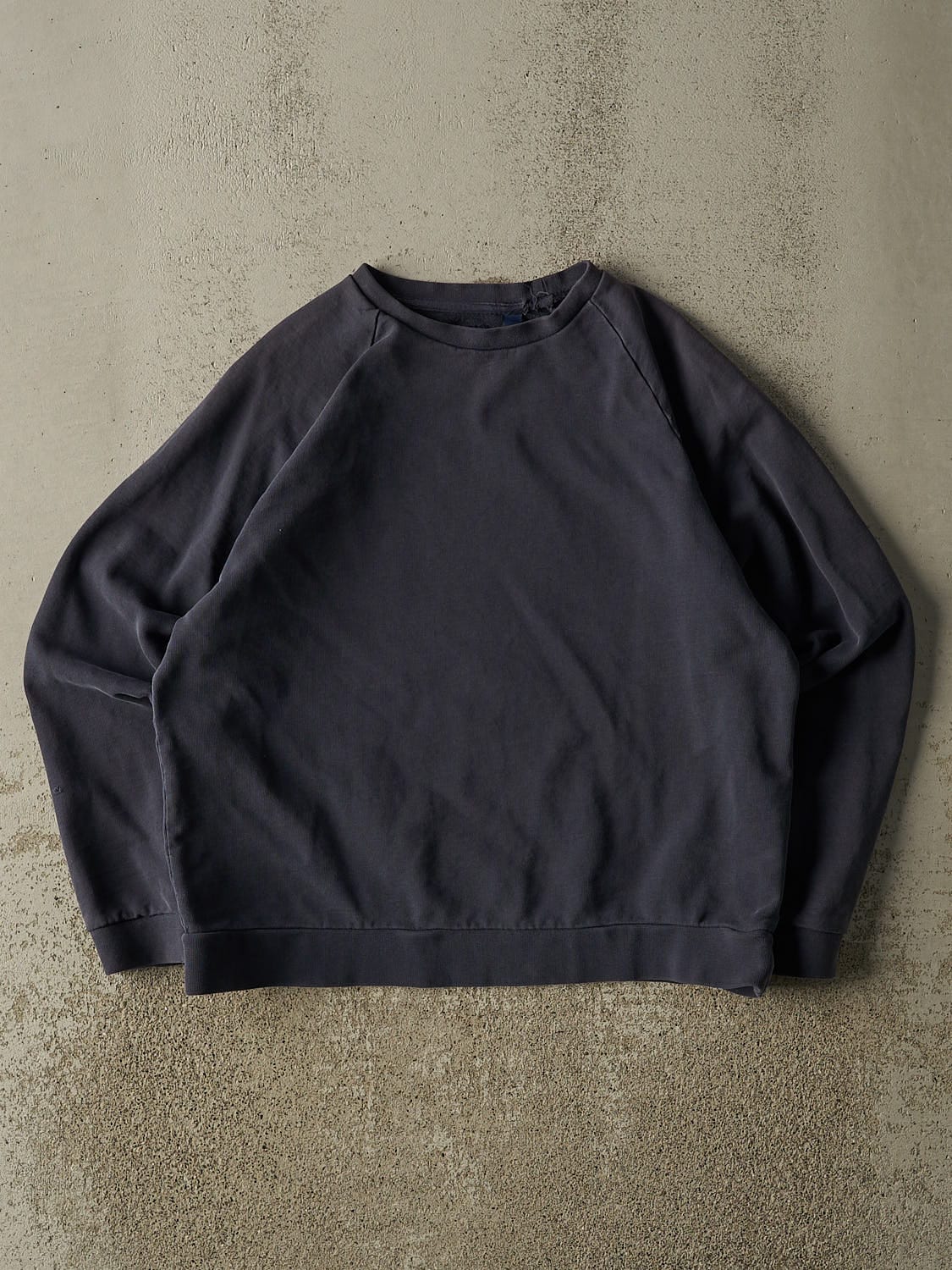 Vintage Y2K Navy Blue Gap Blank Lightweight Crewneck (S/M)