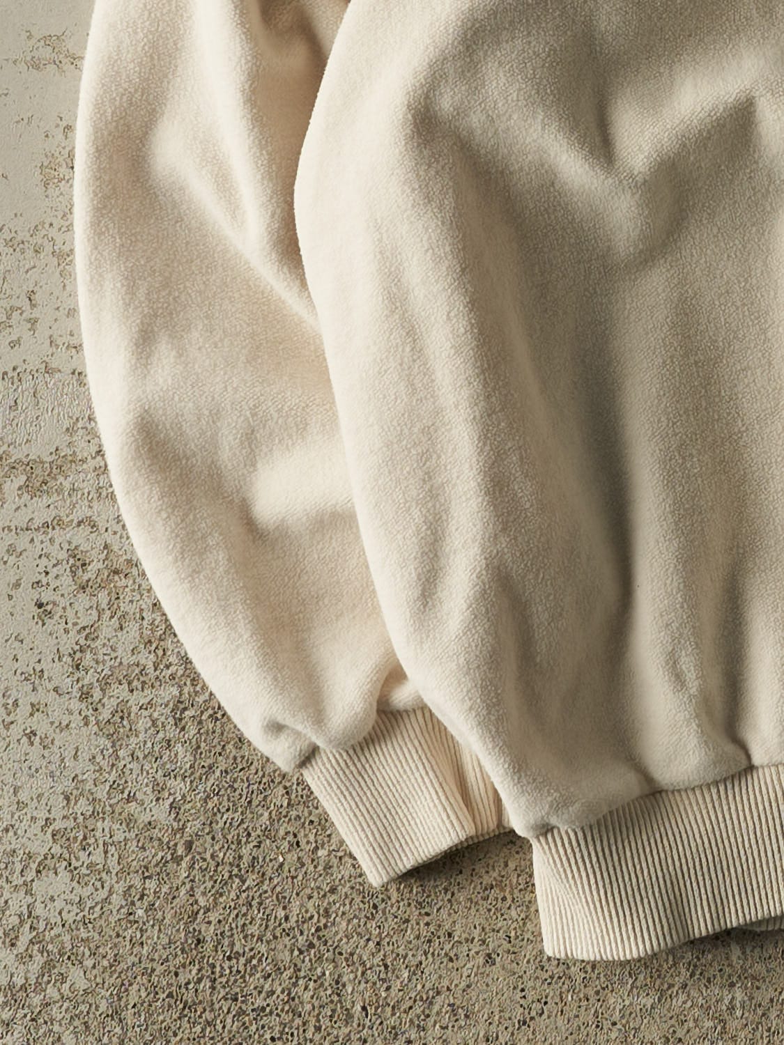 Vintage 90s Beige Blank Crewneck (L)