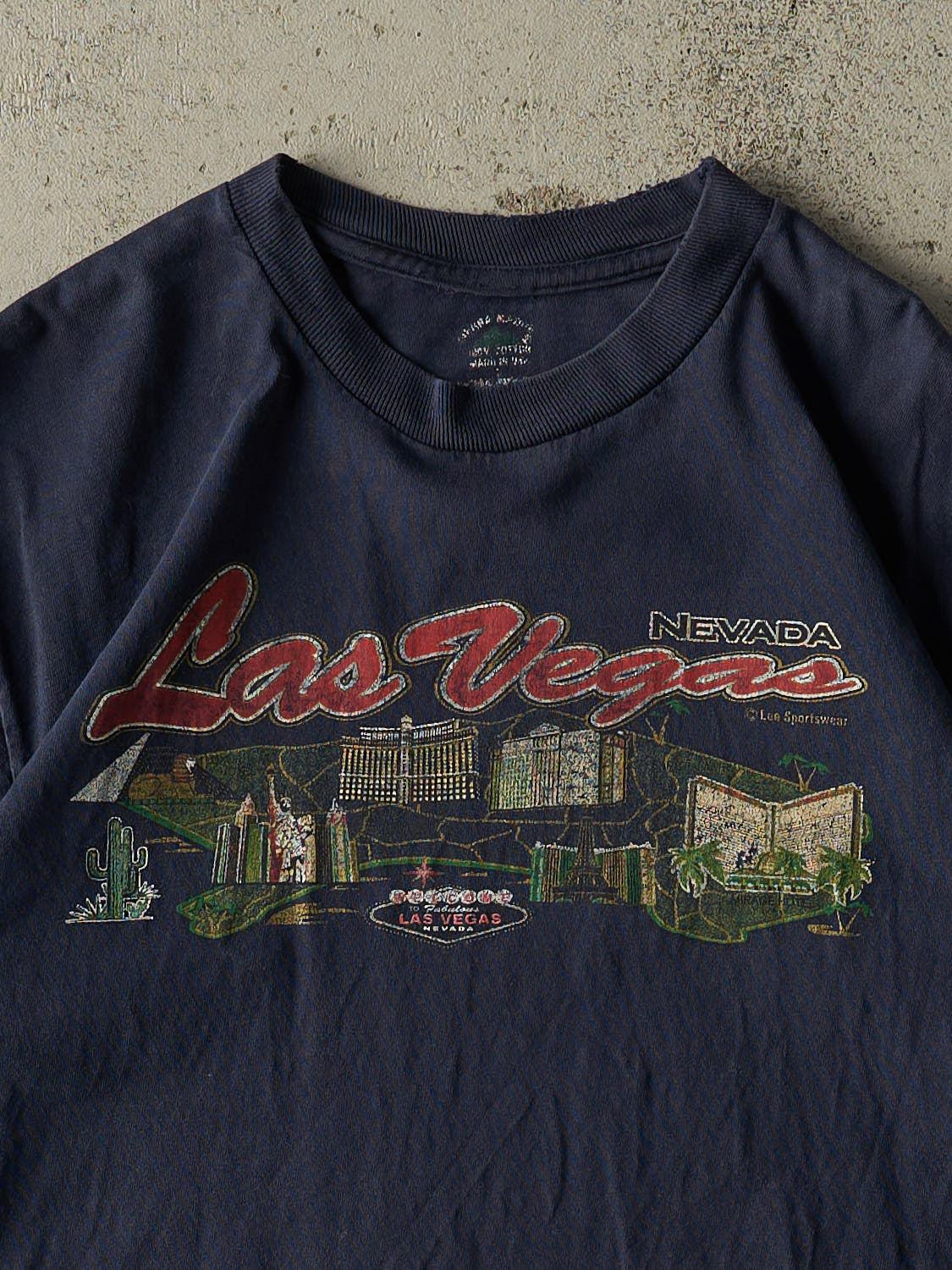 Vintage Y2K Navy Blue Las Vegas Nevada Tee (S/M)