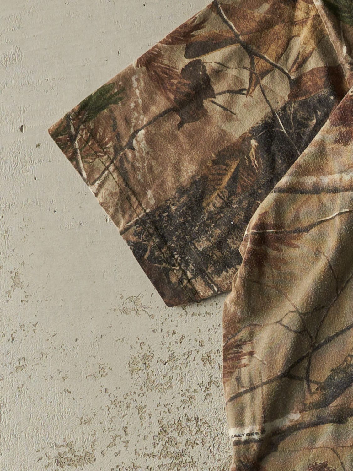 Vintage Y2K Camo Realtree x BHC Tee (XL)