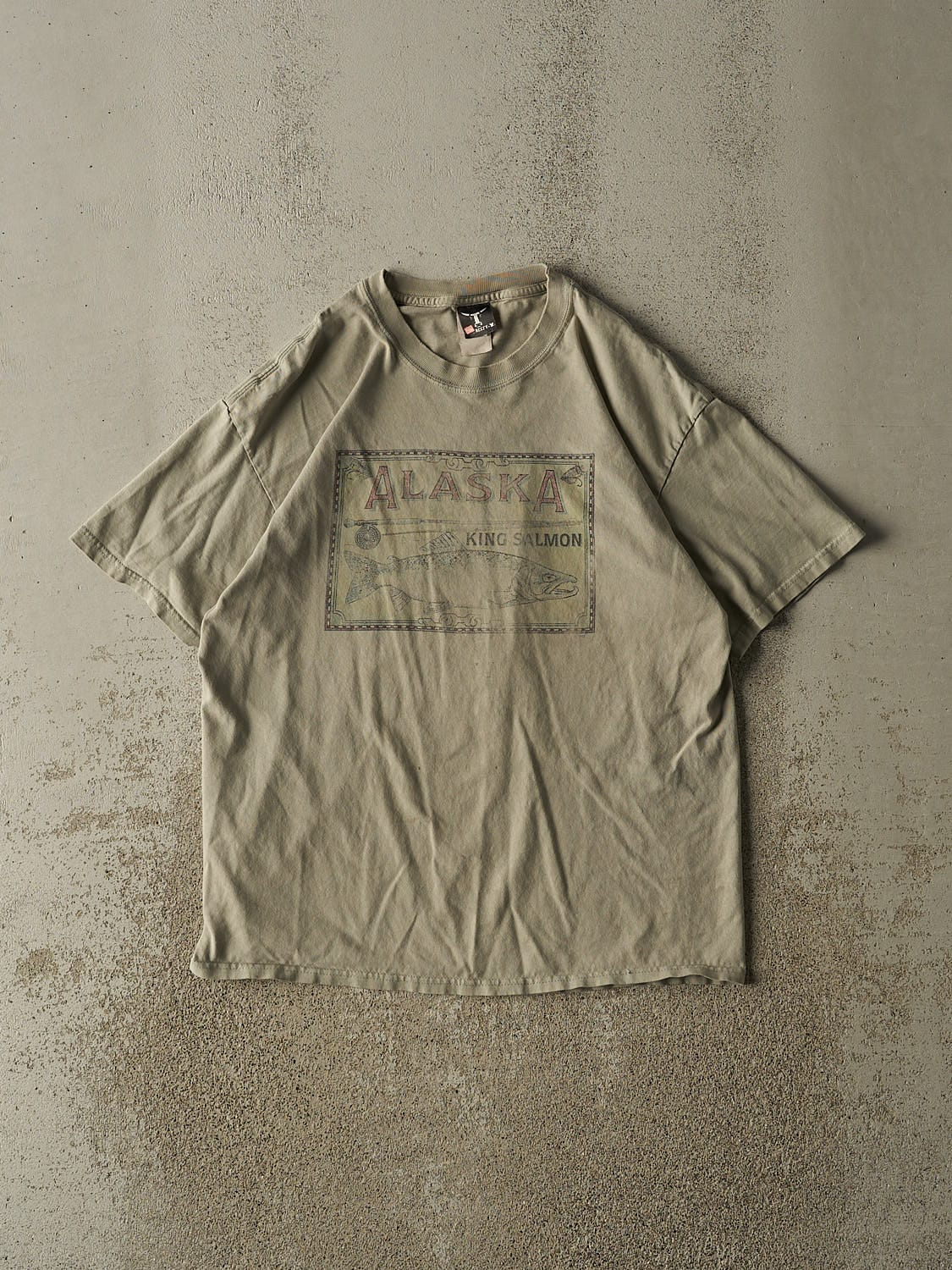 Vintage 90s Beige Alaska King Salmon Fish Tee (M)