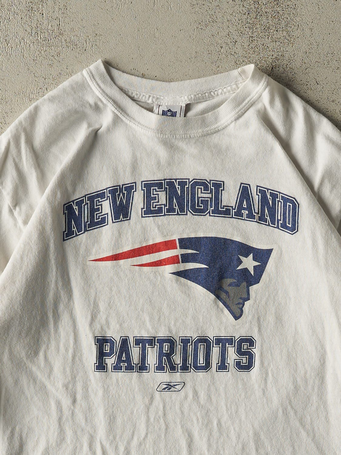 Vintage Y2K White New England Patriots Long Sleeve (S/M)