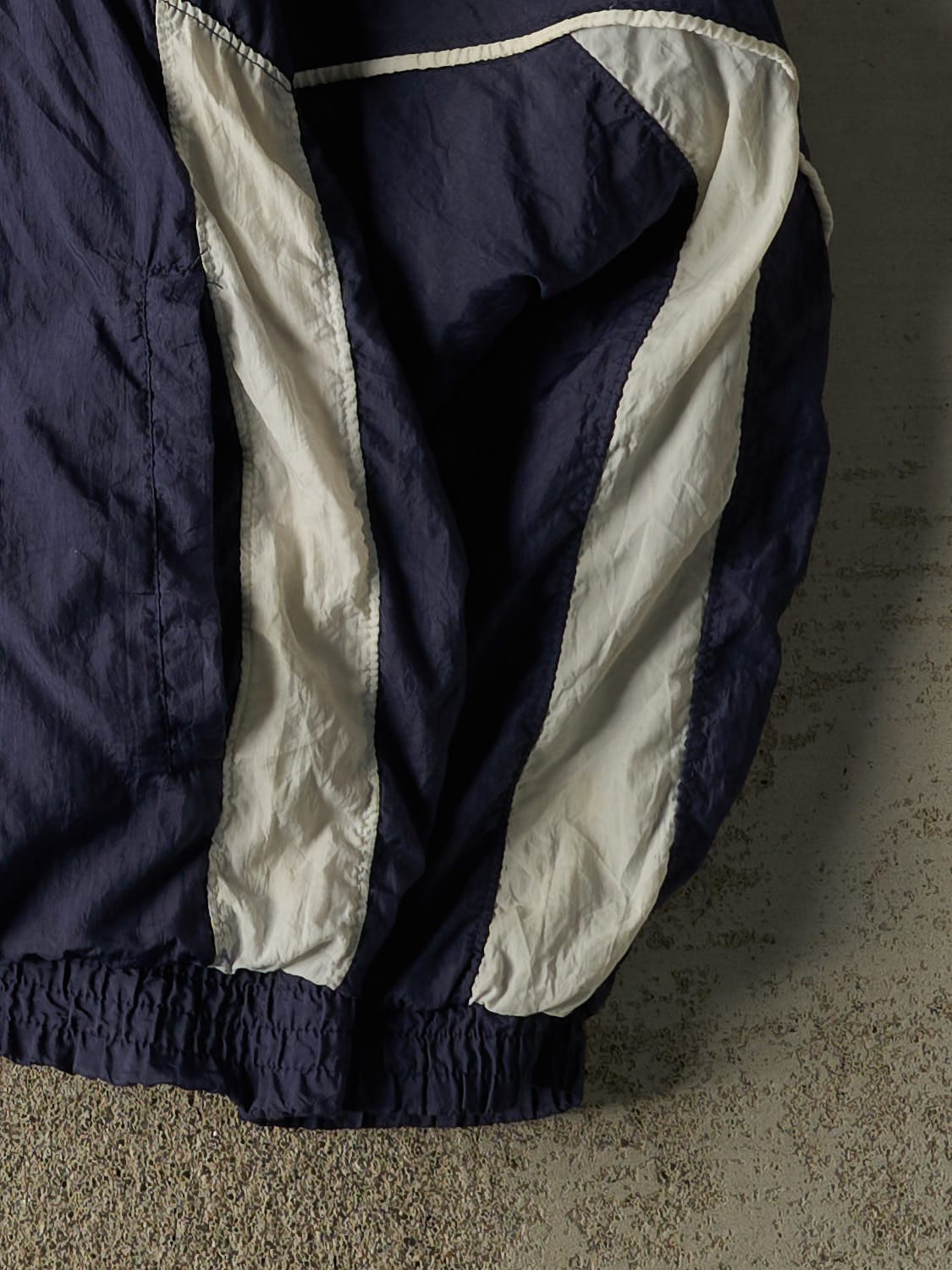 Vintage 90s Navy Blue & White Puma Zip Up Windbreaker Jacket (M/L)