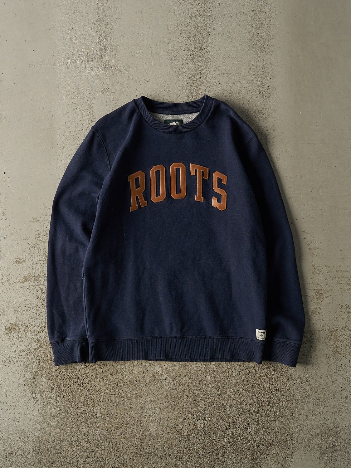 Vintage Y2K Navy Blue Roots Crewneck (L)