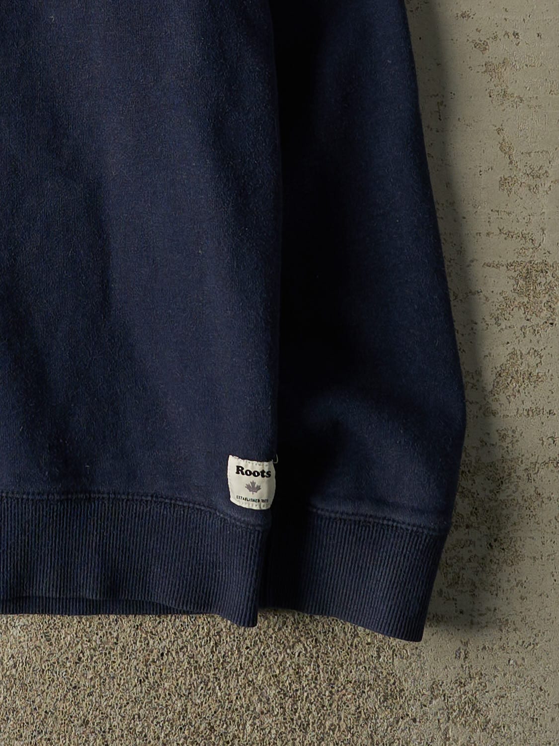 Vintage Y2K Navy Blue Roots Crewneck (L)