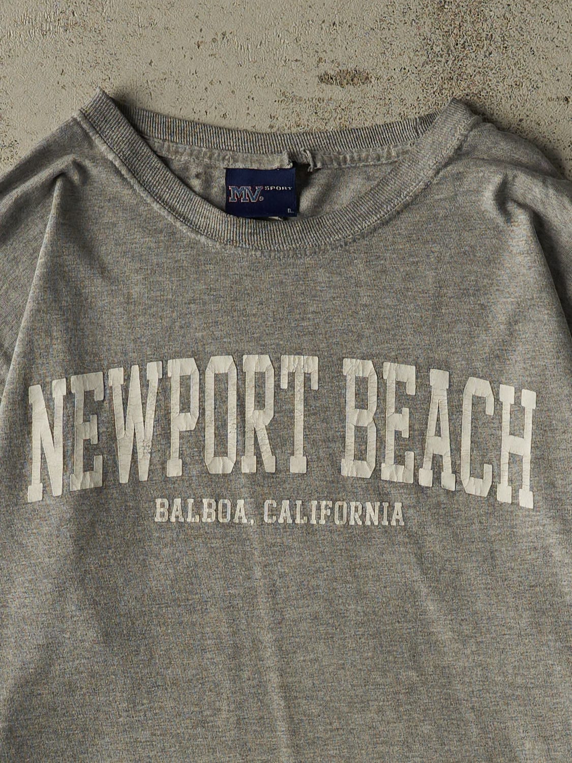 Vintage Y2K Grey Newport Beach California Long Sleeve (L)