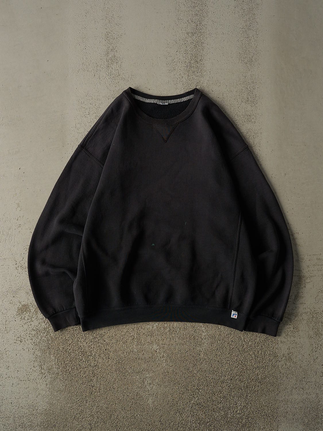 Vintage Y2K Faded Black Russell Athletic Blank Crewneck (XL)