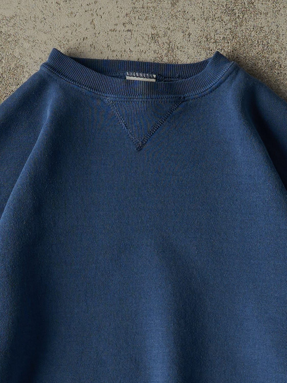 Vintage Y2K Blue Russell Athletic Blank Crewneck (XS/S)