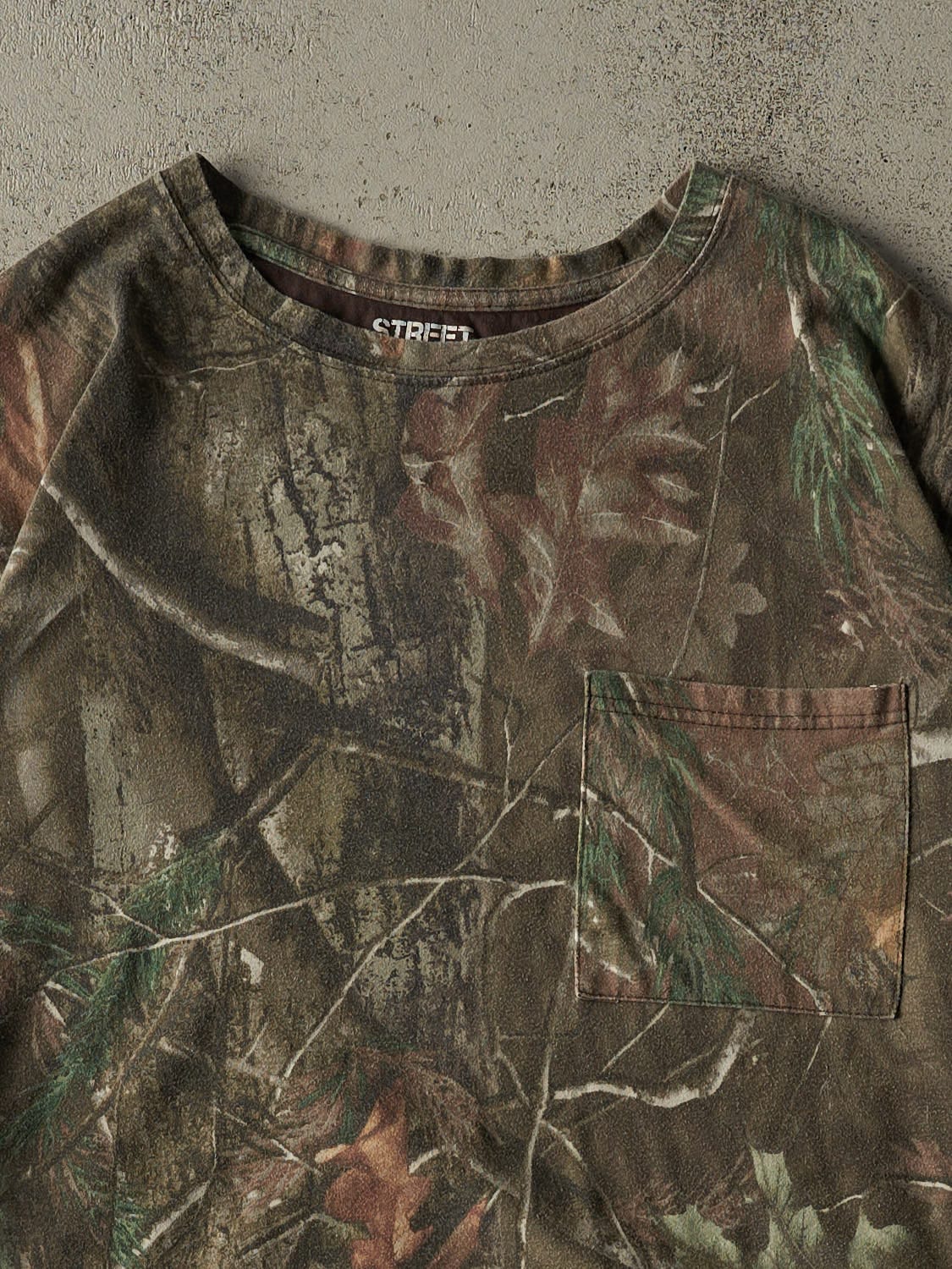 Vintage Y2K Camo Long Sleeve (XL/XXL)