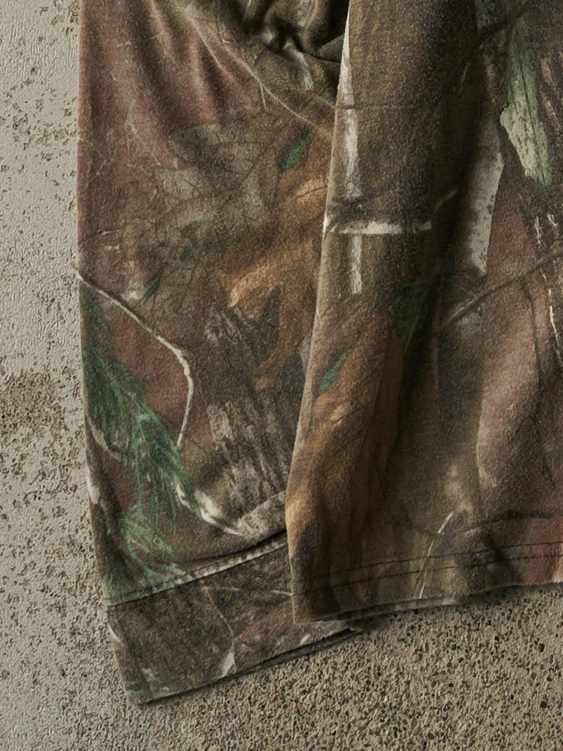 Vintage Y2K Camo Long Sleeve (XL/XXL)