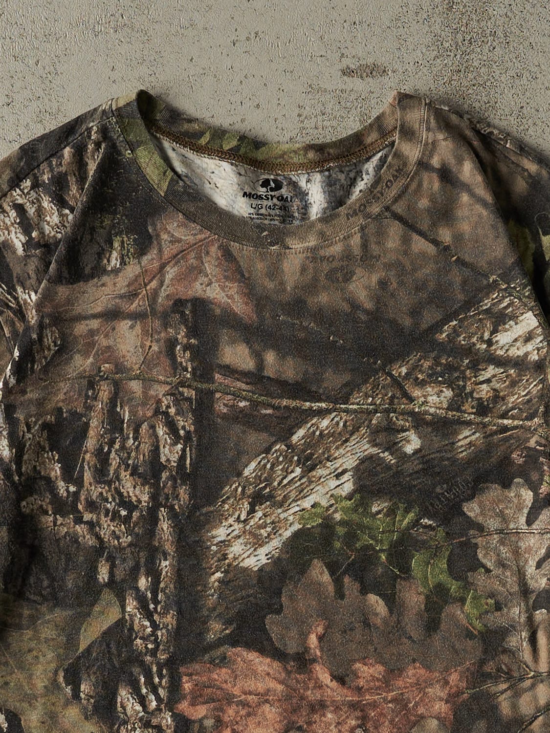 Vintage Y2K Camo Mossy Oak Tee (L/XL)