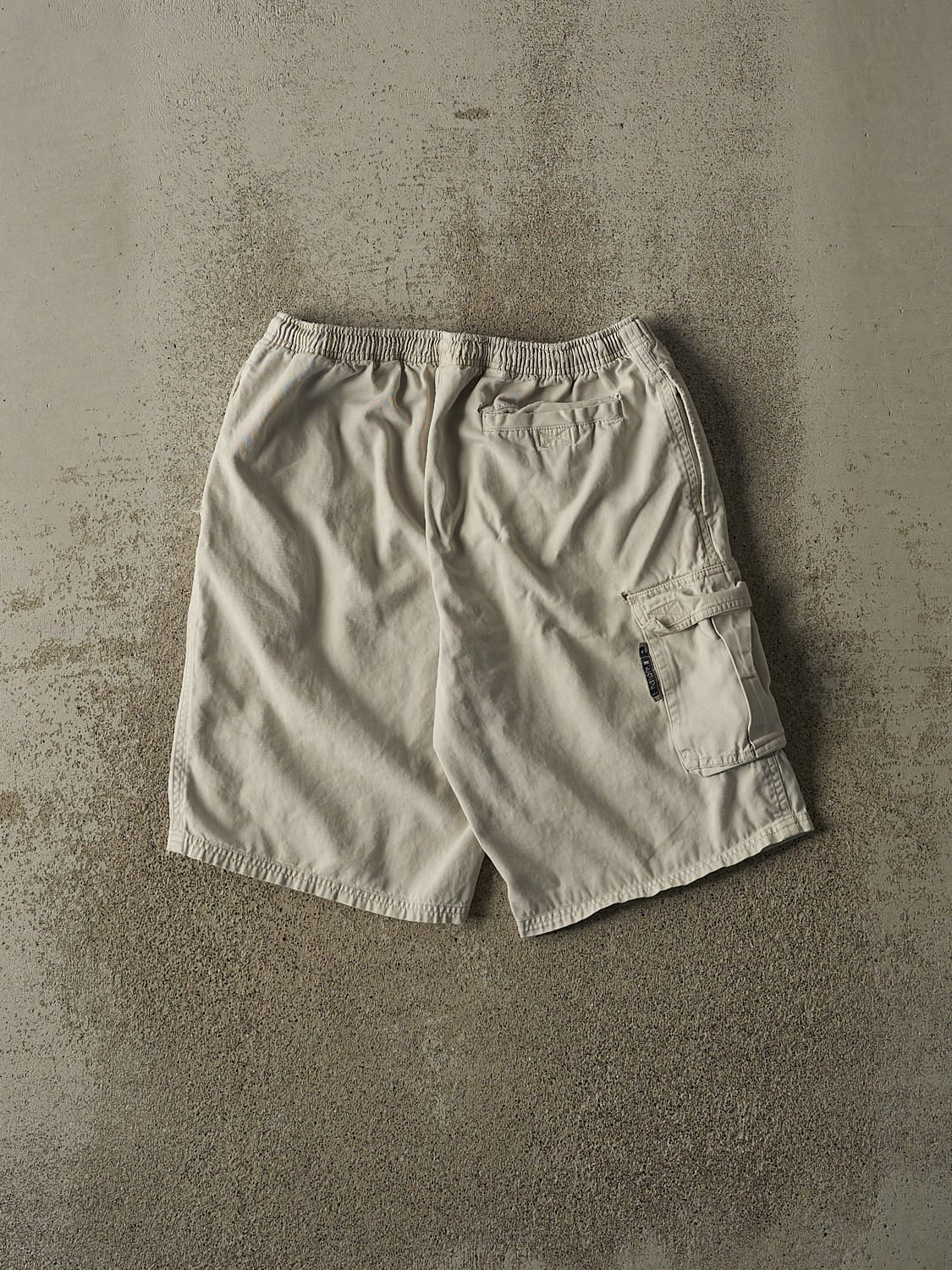 Vintage 90s Beige Ocean Pacific Cargo Shorts (30x10)