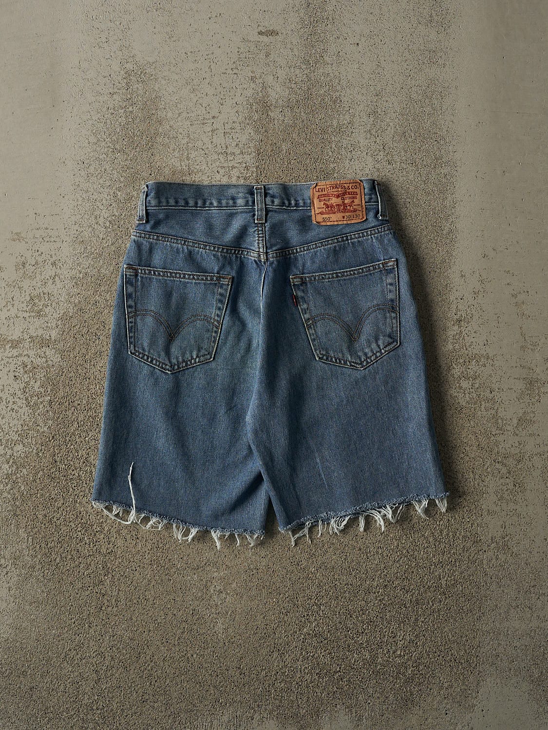 Vintage 90s Dark Wash Levi's 550 Cut Off Jean Shorts (28x9)