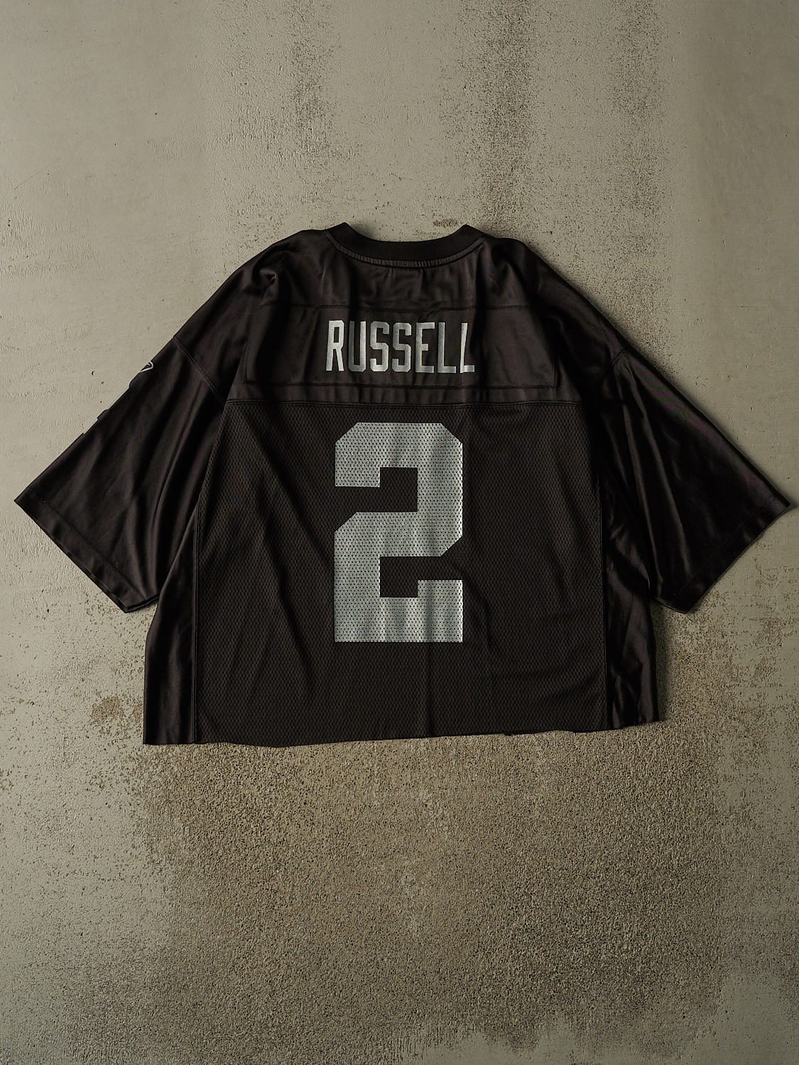 Vintage Y2K Black Oakland Raiders #2 Russell Cropped Football Jersey (L/XL)