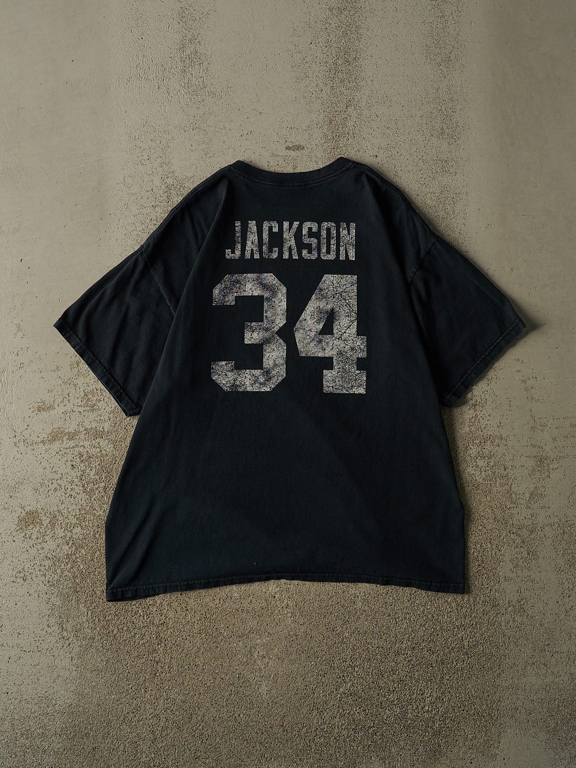 Vintage Y2K Black Oakland Raiders #34 Jackson Player Tee (L/XL)