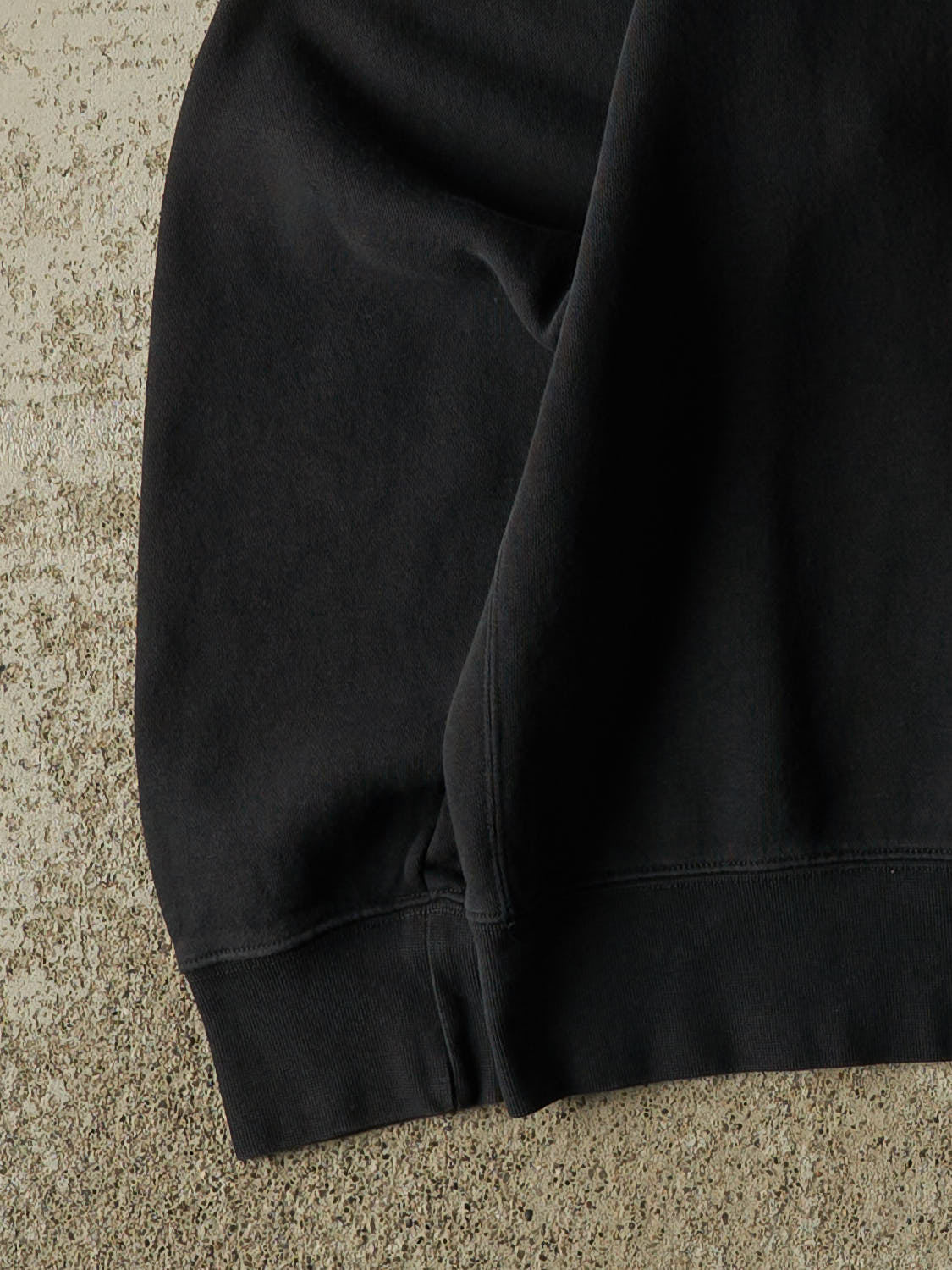 Vintage Y2K Black Nike Crewneck (M/L)