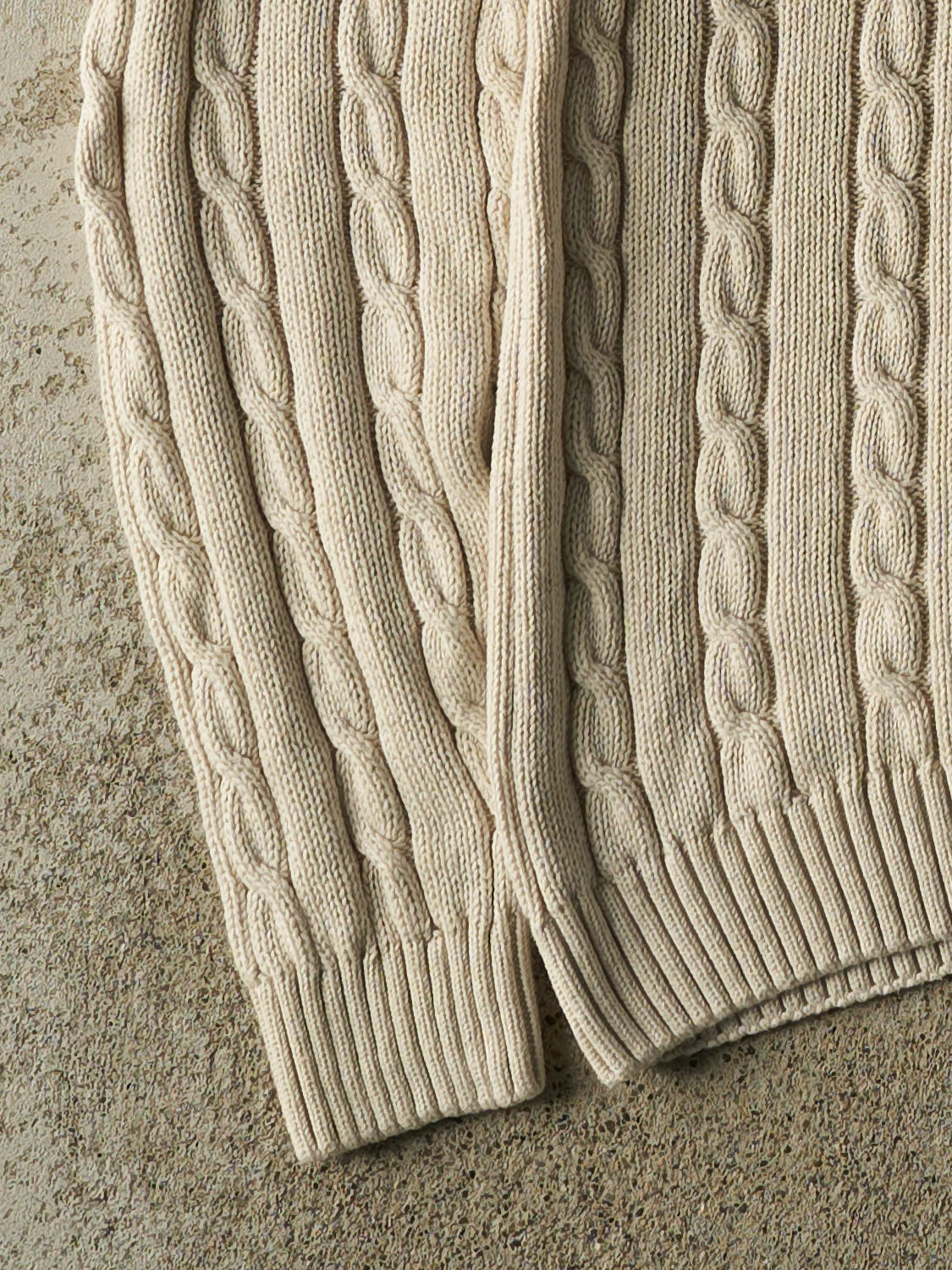 Vintage Y2K Beige Chaps Cable Knit Sweater (L/XL)