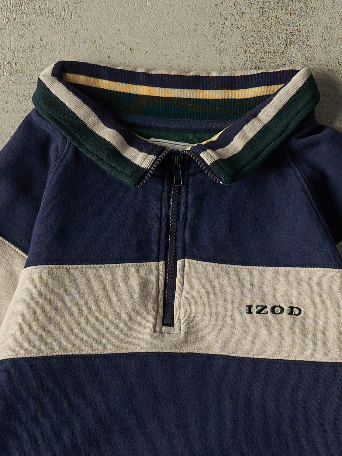 Vintage 90s Grey Izod Quarter Zip Sweater (XL/XXL)