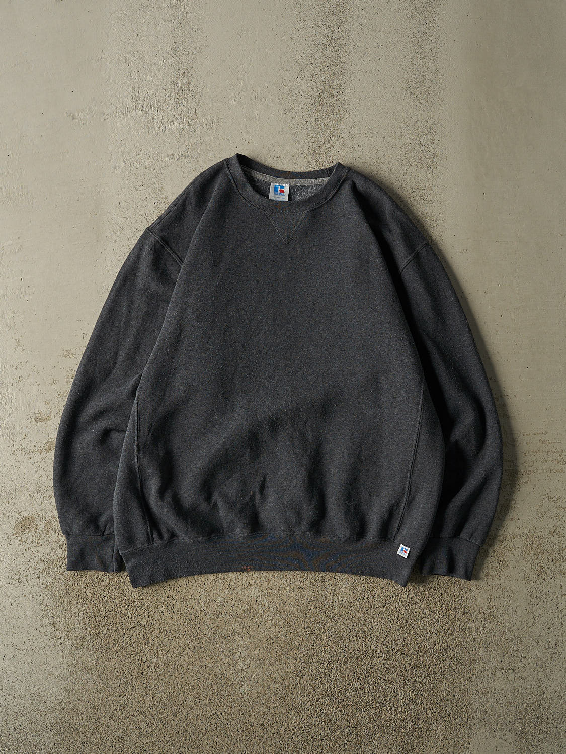 Vintage Y2K Charcoal Grey Russell Athletic Blank Crewneck (XL)