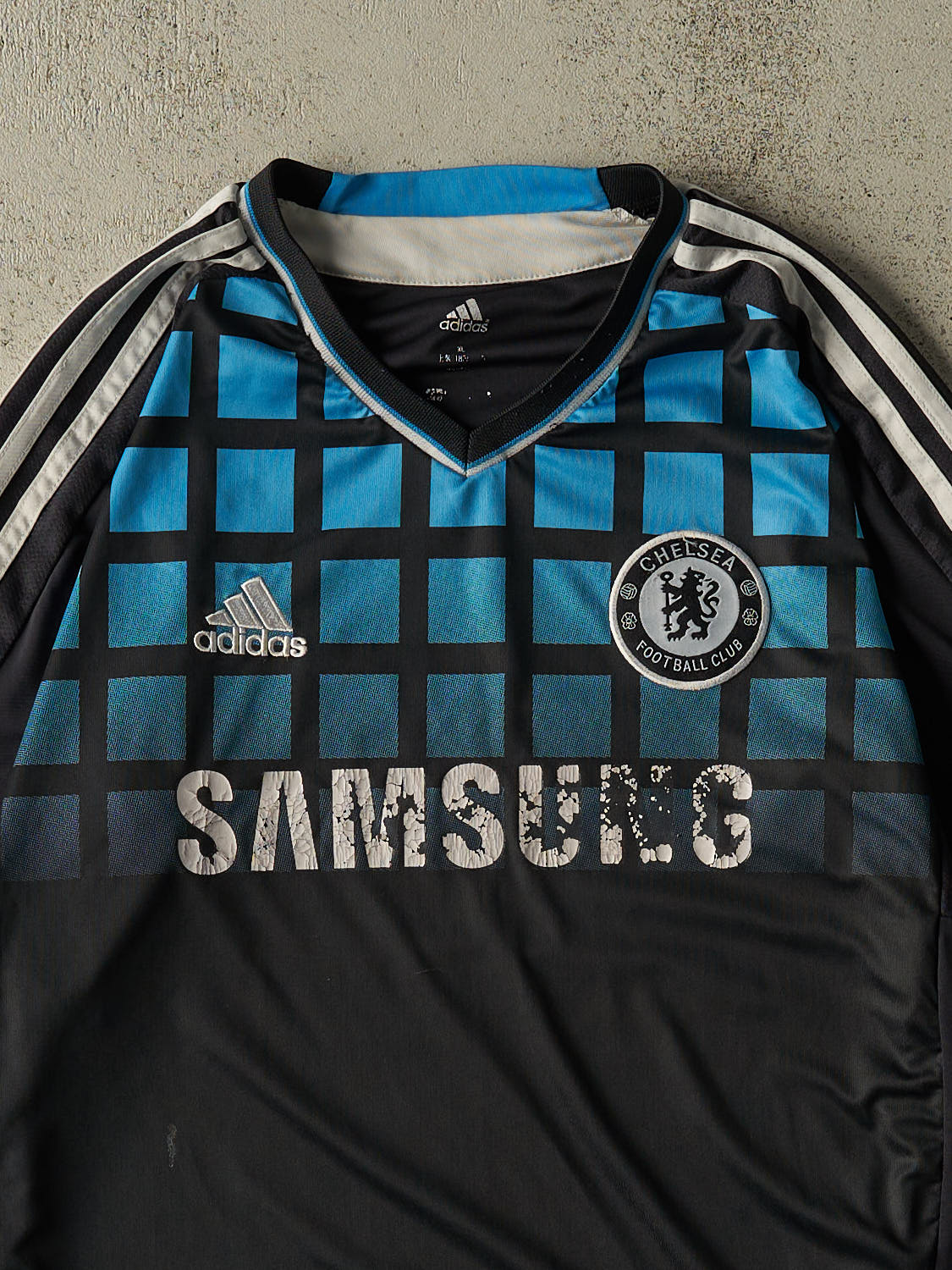 Vintage Y2K Black Chelsea FC Soccer Jersey (L/XL)