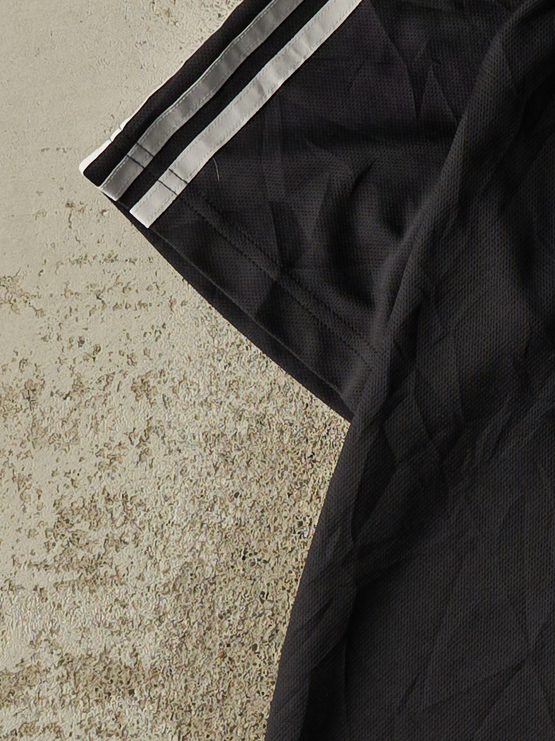 Vintage Y2K Black Adidas Jersey (M)