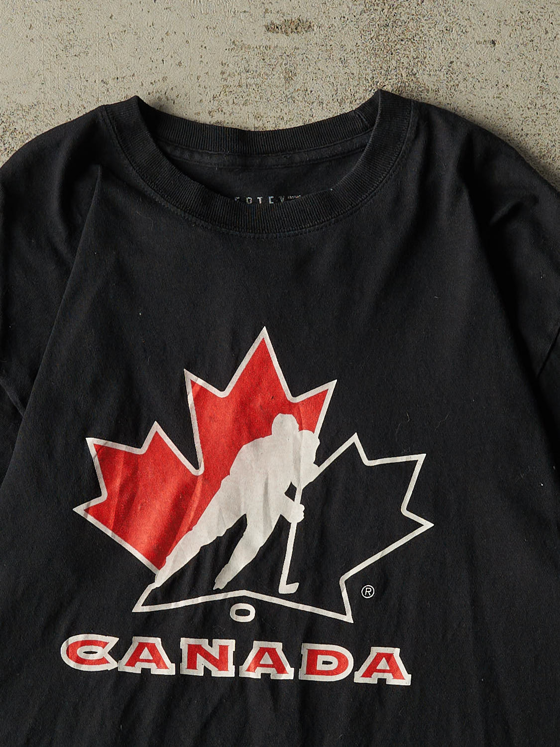 Vintage Y2K Black Team Canada Hockey Tee (M/L)