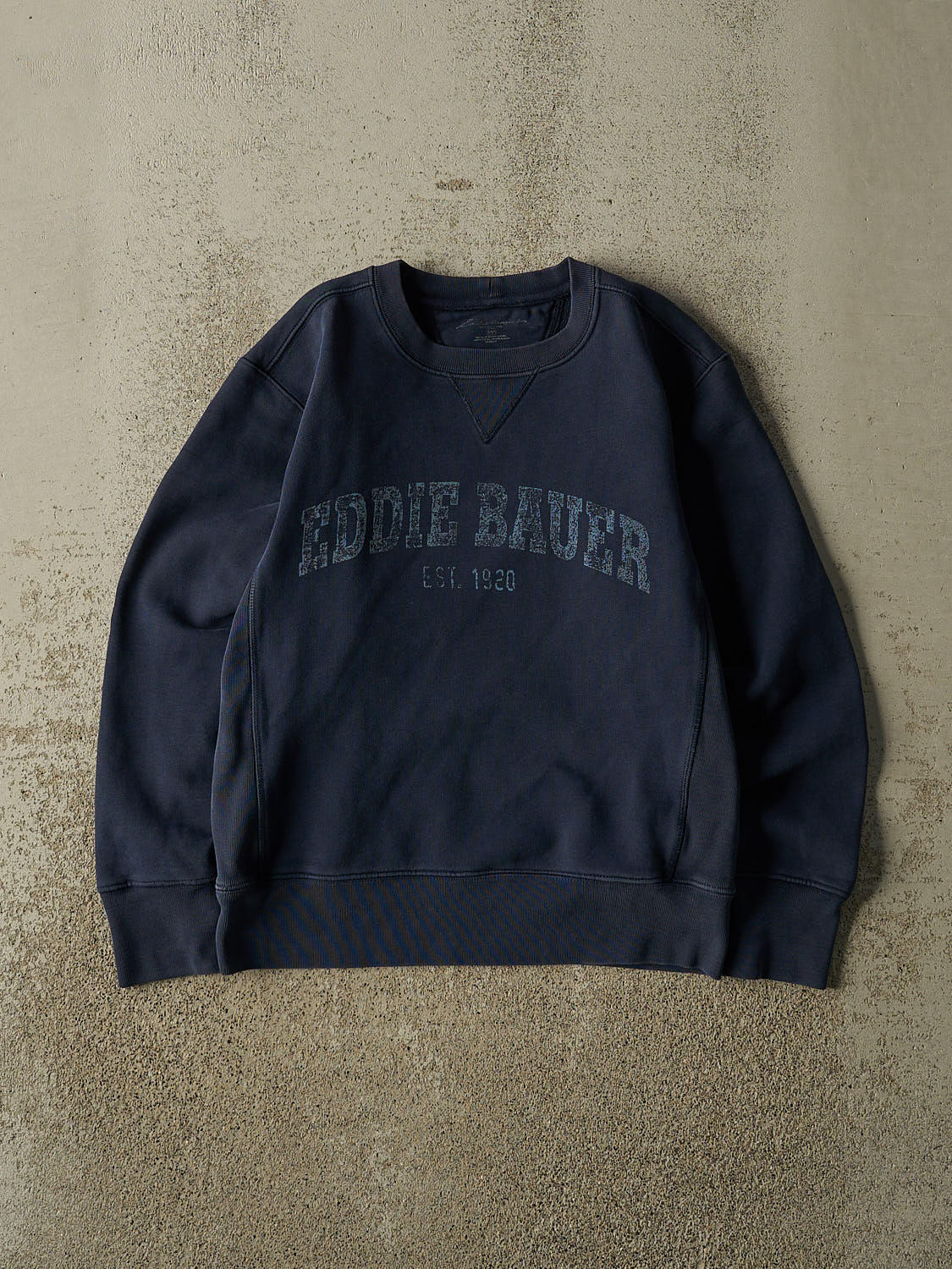Vintage Y2K Navy Blue Eddie Bauer Crewneck (XS)
