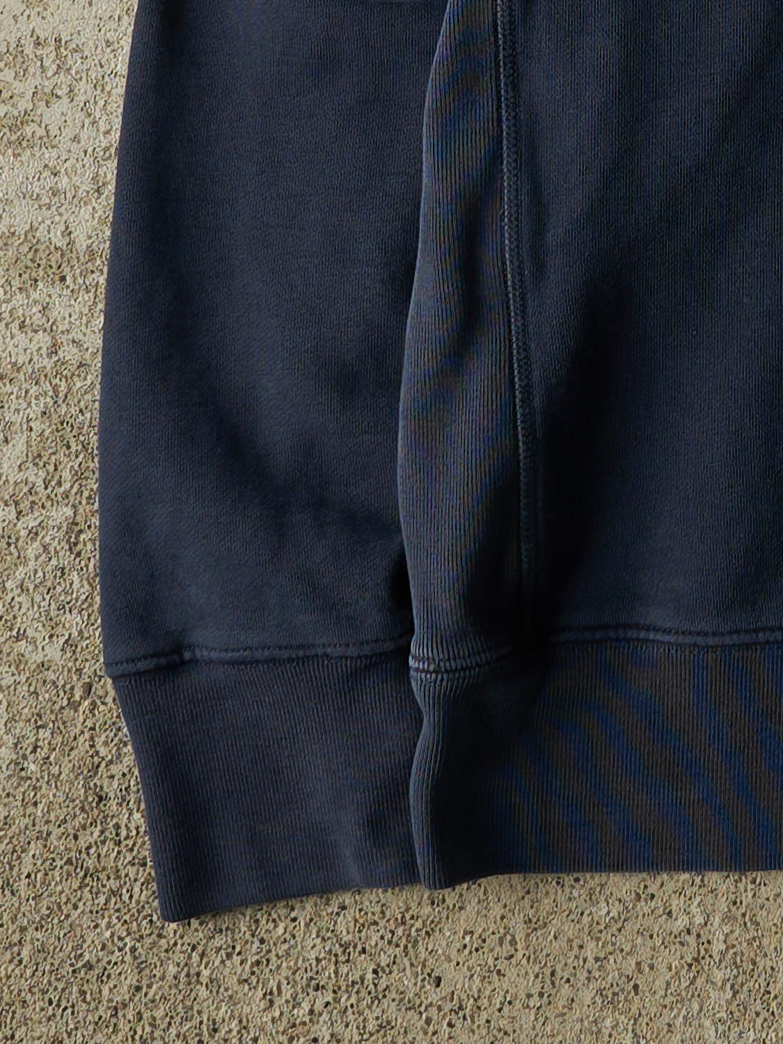 Vintage Y2K Navy Blue Eddie Bauer Crewneck (XS)