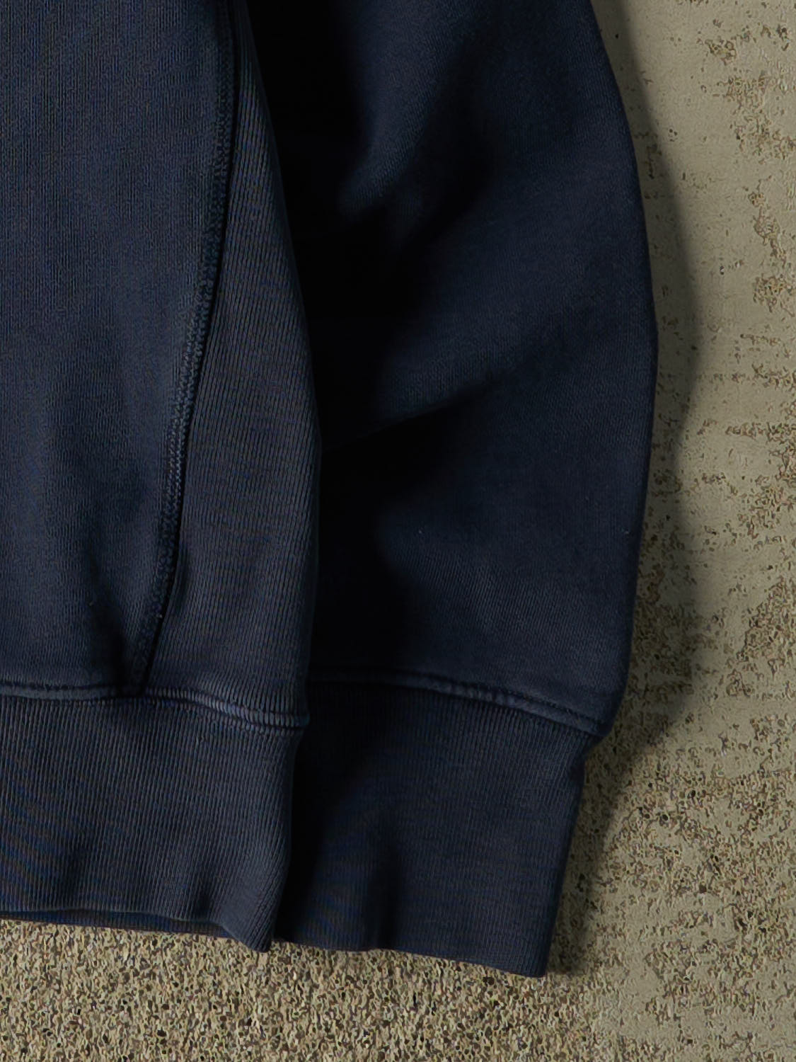 Vintage Y2K Navy Blue Eddie Bauer Crewneck (XS)