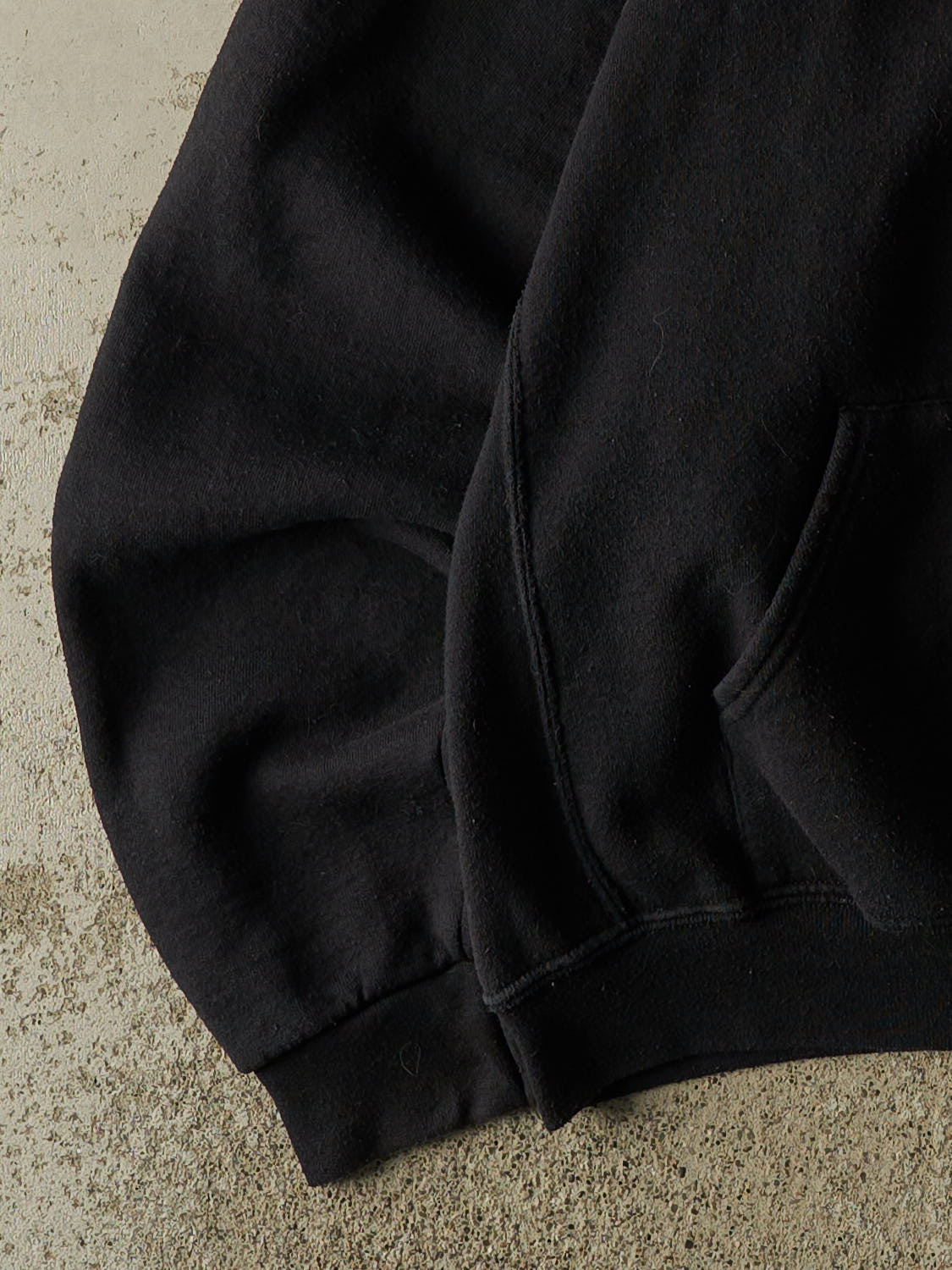 Vintage Y2K Black Russell Athletic Blank Hoodie (L/XL)