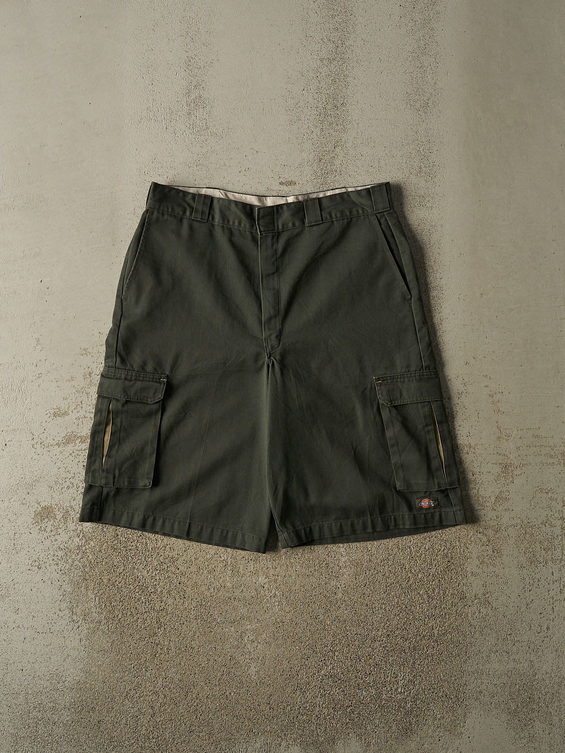 Vintage 90s Green Dickies Cargo Shorts (36x13.5)