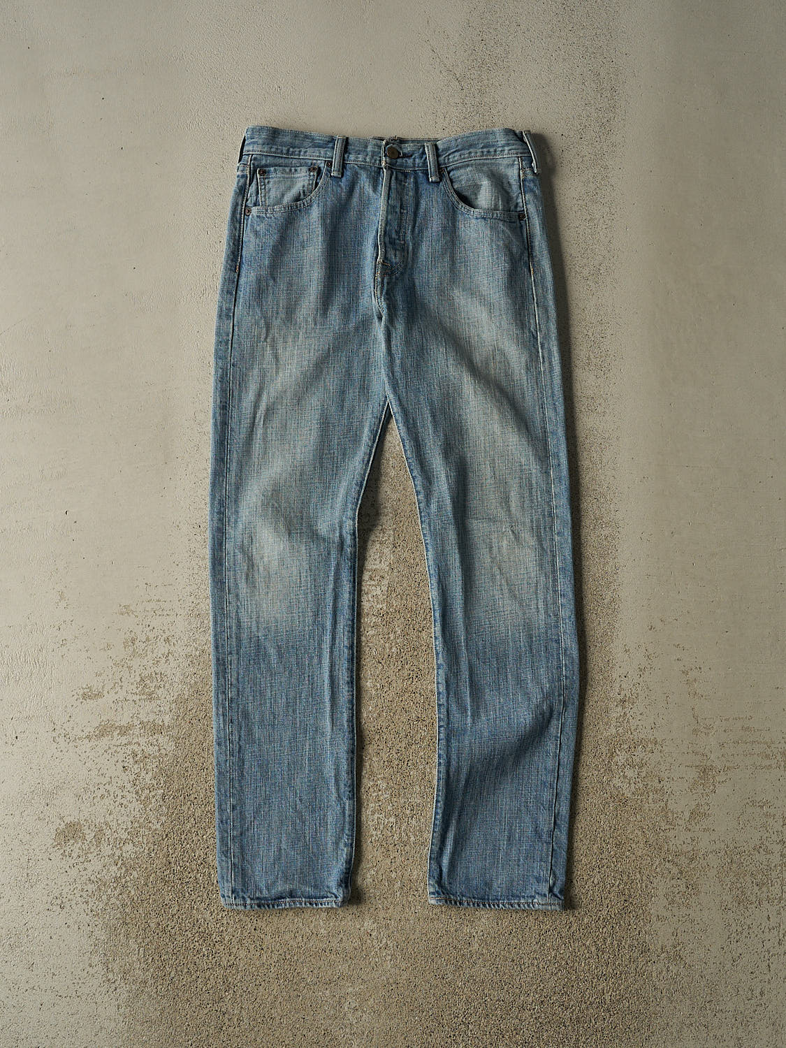 Vintage Y2K Light Wash Levi's 501 Jeans (31x31.5)