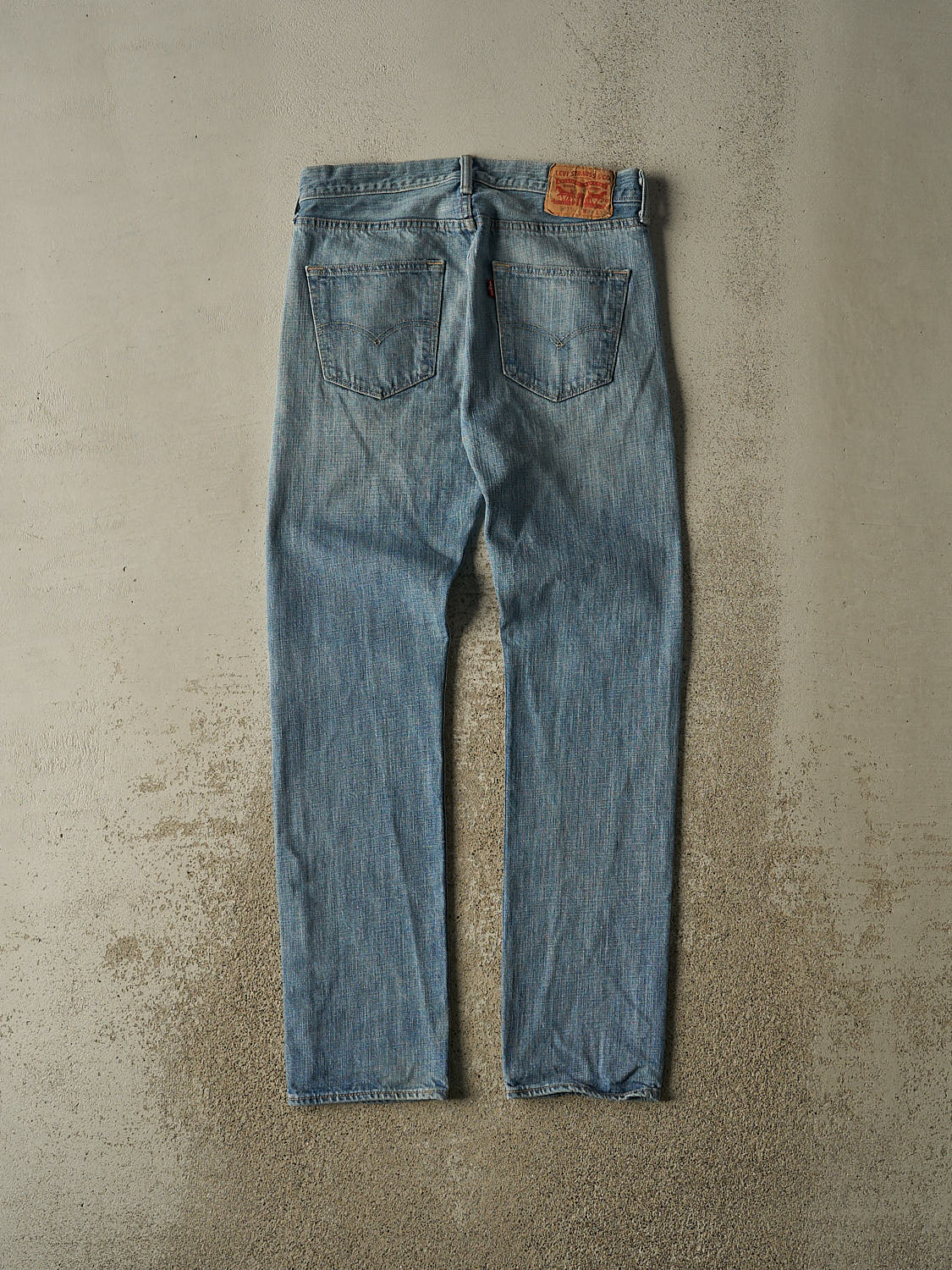 Vintage Y2K Light Wash Levi's 501 Jeans (31x31.5)