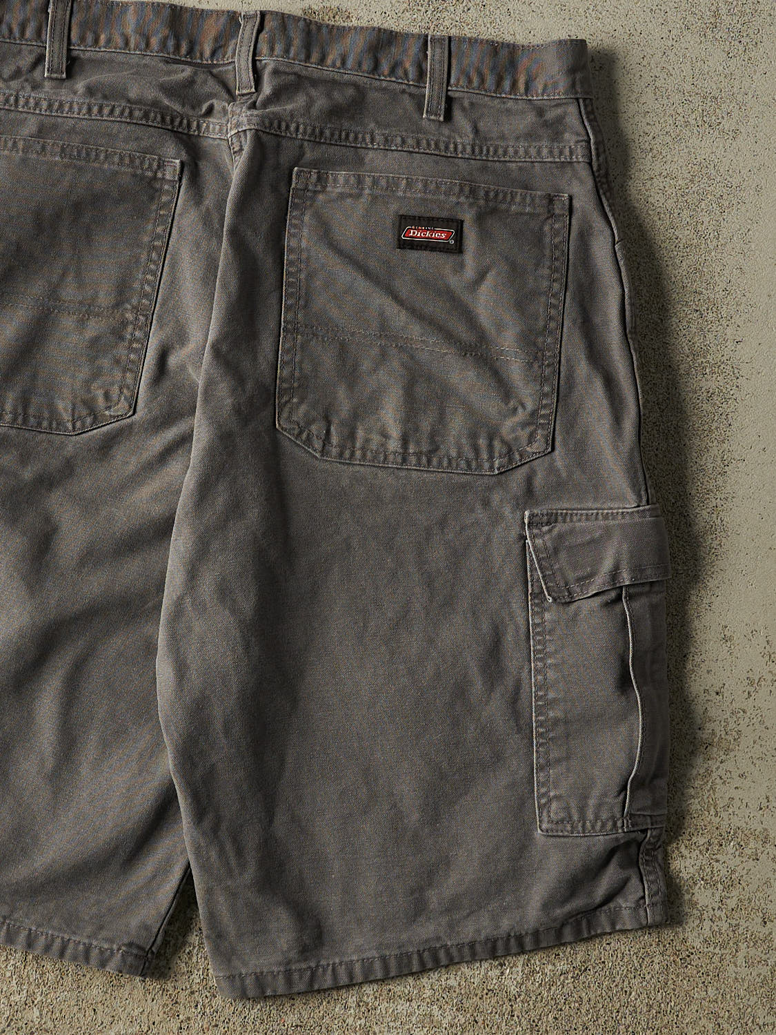 Vintage Y2K Grey Dickies Cargo Shorts (34x12.5)