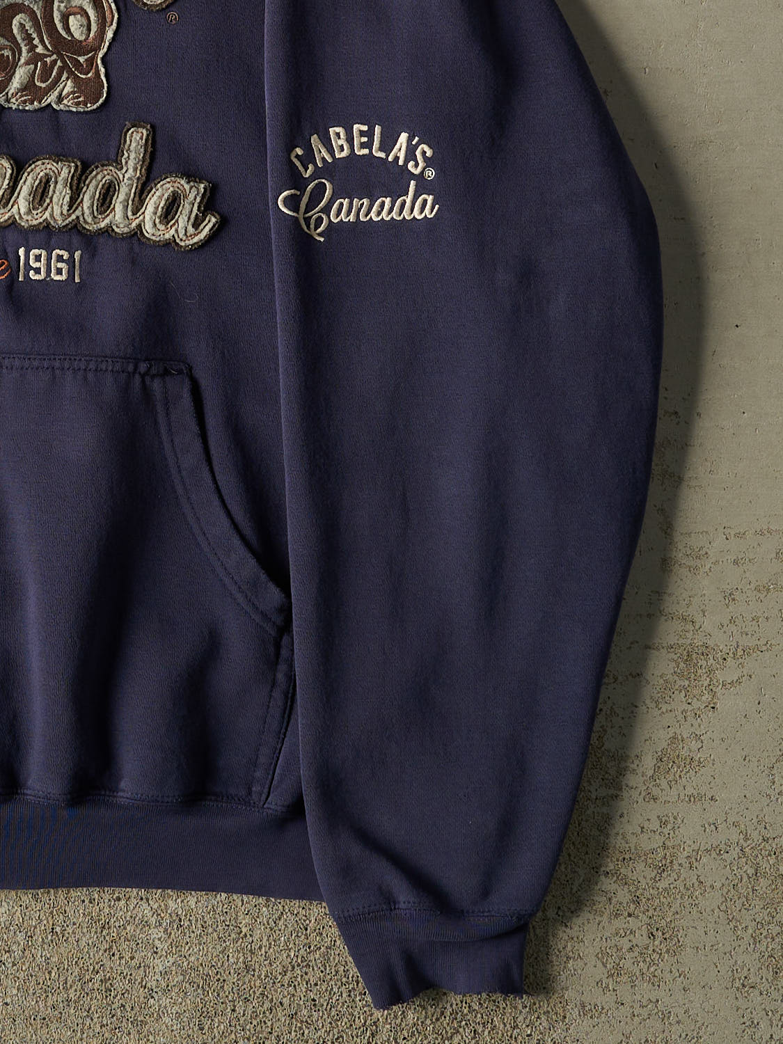 Vintage Y2K Navy Blue Cabela's Embroidered Hoodie (XL/XXL)