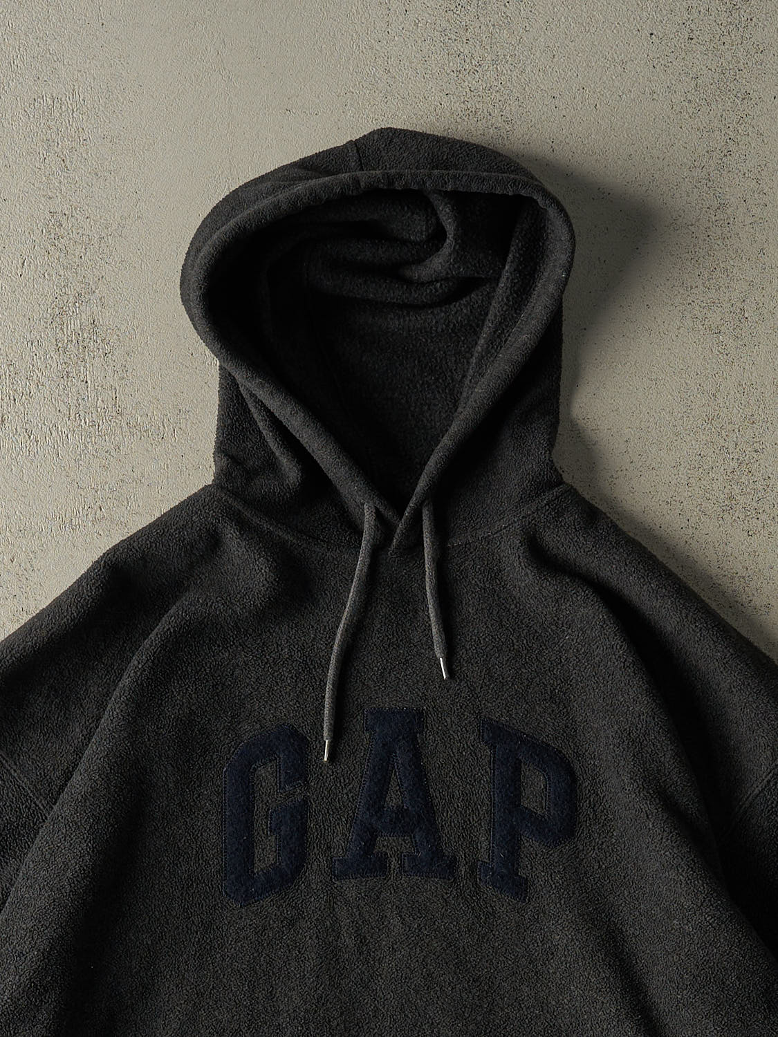 Vintage 90s Charcoal Grey Gap Embroidered Fleece Hoodie (XXL)